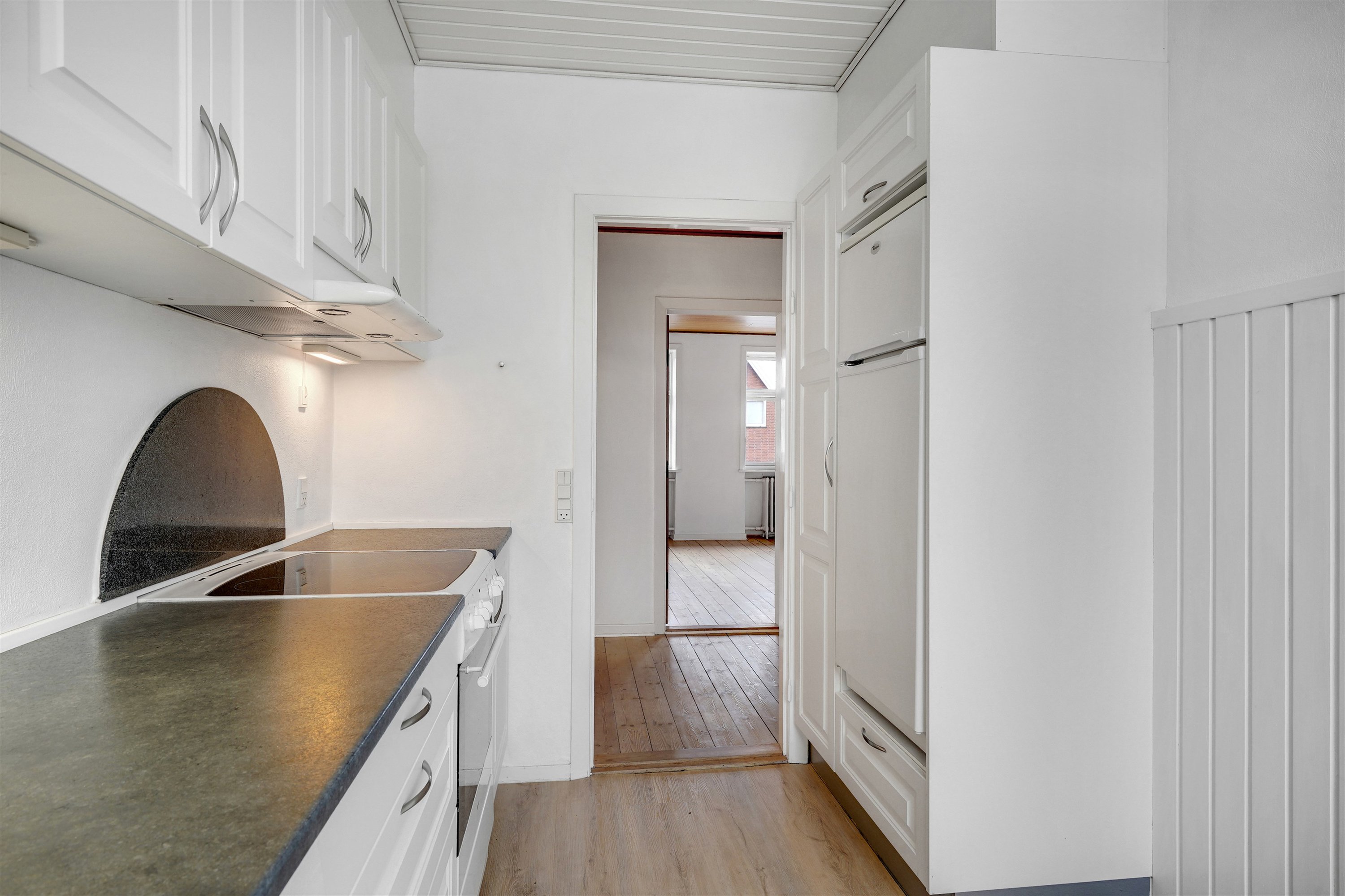 Fremhævet køkken billede i fuldskærmstilstand. Billede af Frodesgade 135, 6700 Esbjerg