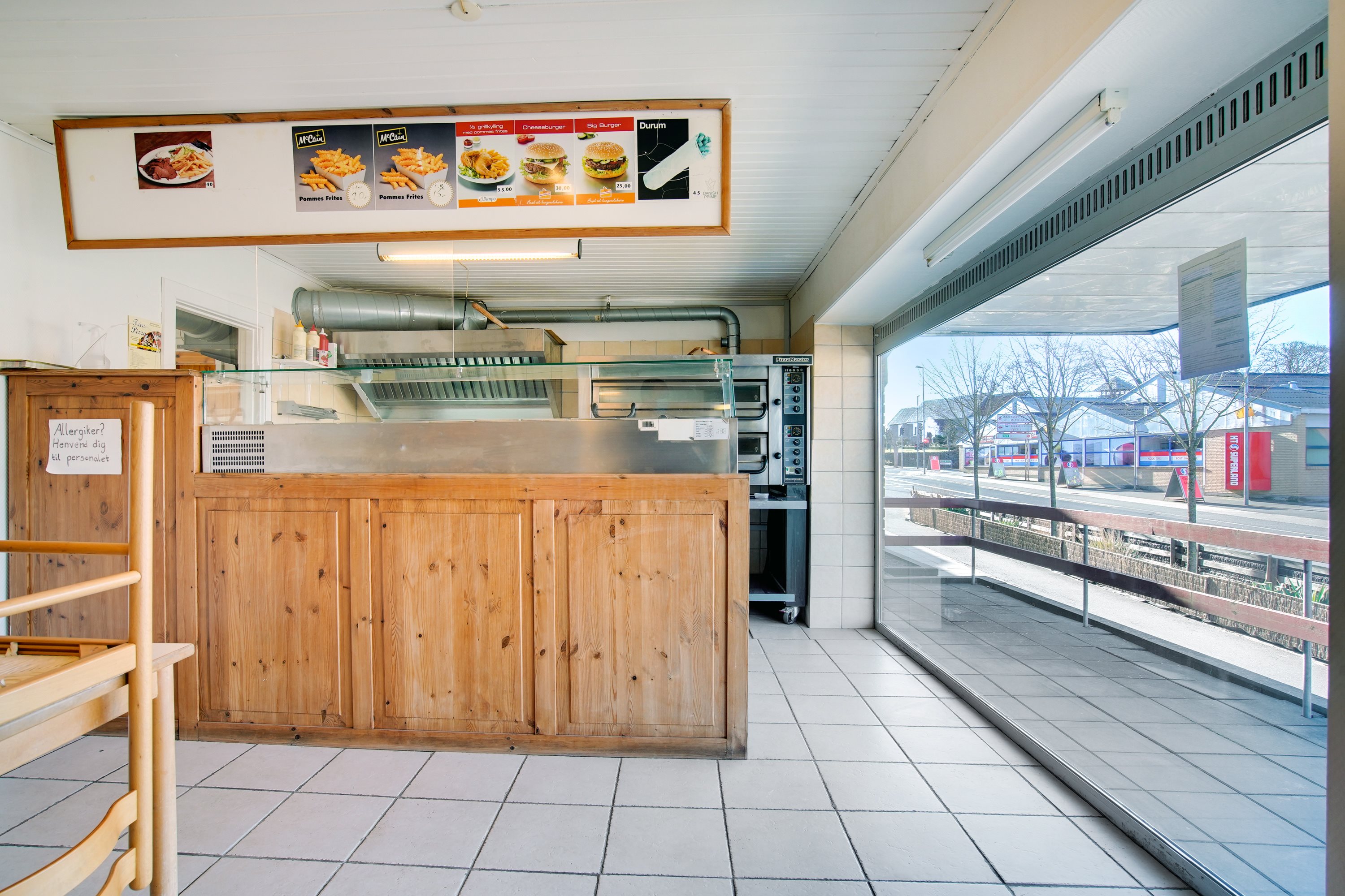 Fremhævet butikslokale billede i fuldskærmstilstand. Billede af Bredgade 83A, 9830 Tårs