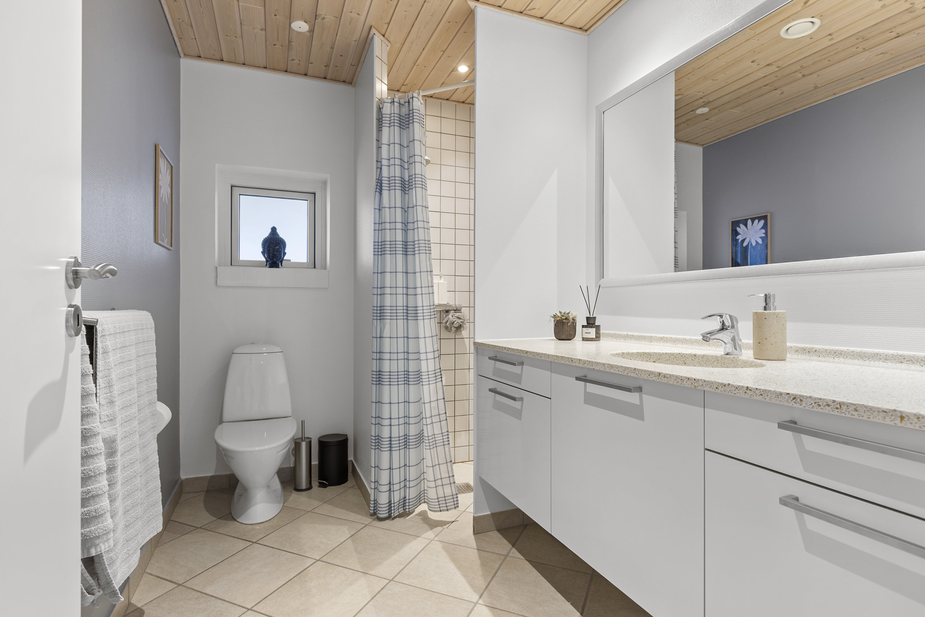 Fremhævet badeværelse billede i fuldskærmstilstand. Billede af Søparken 8, Sørbymagle, 4200 Slagelse