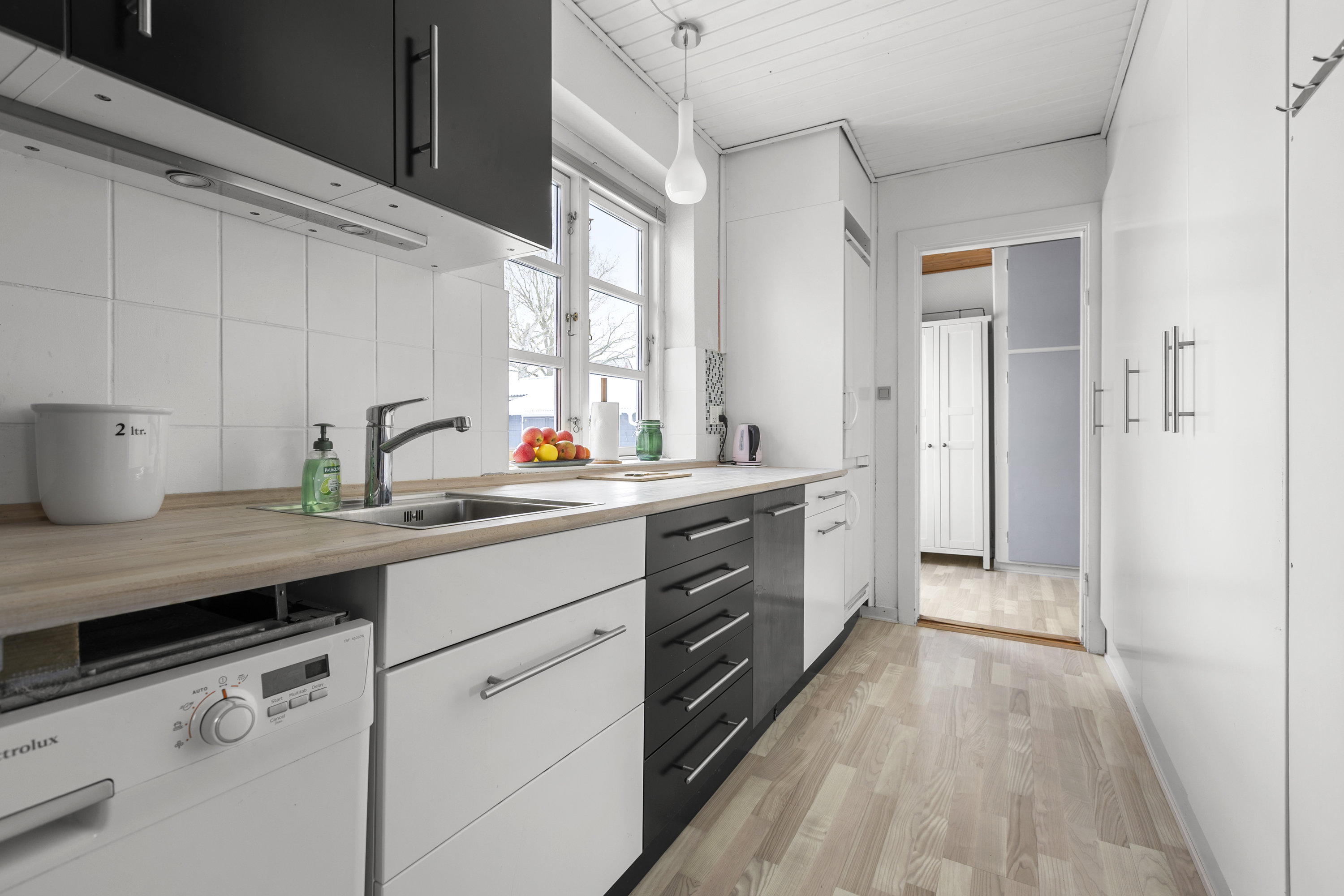 Fremhævet køkken billede i fuldskærmstilstand. Billede af Gyvelvej 1, 4100 Ringsted