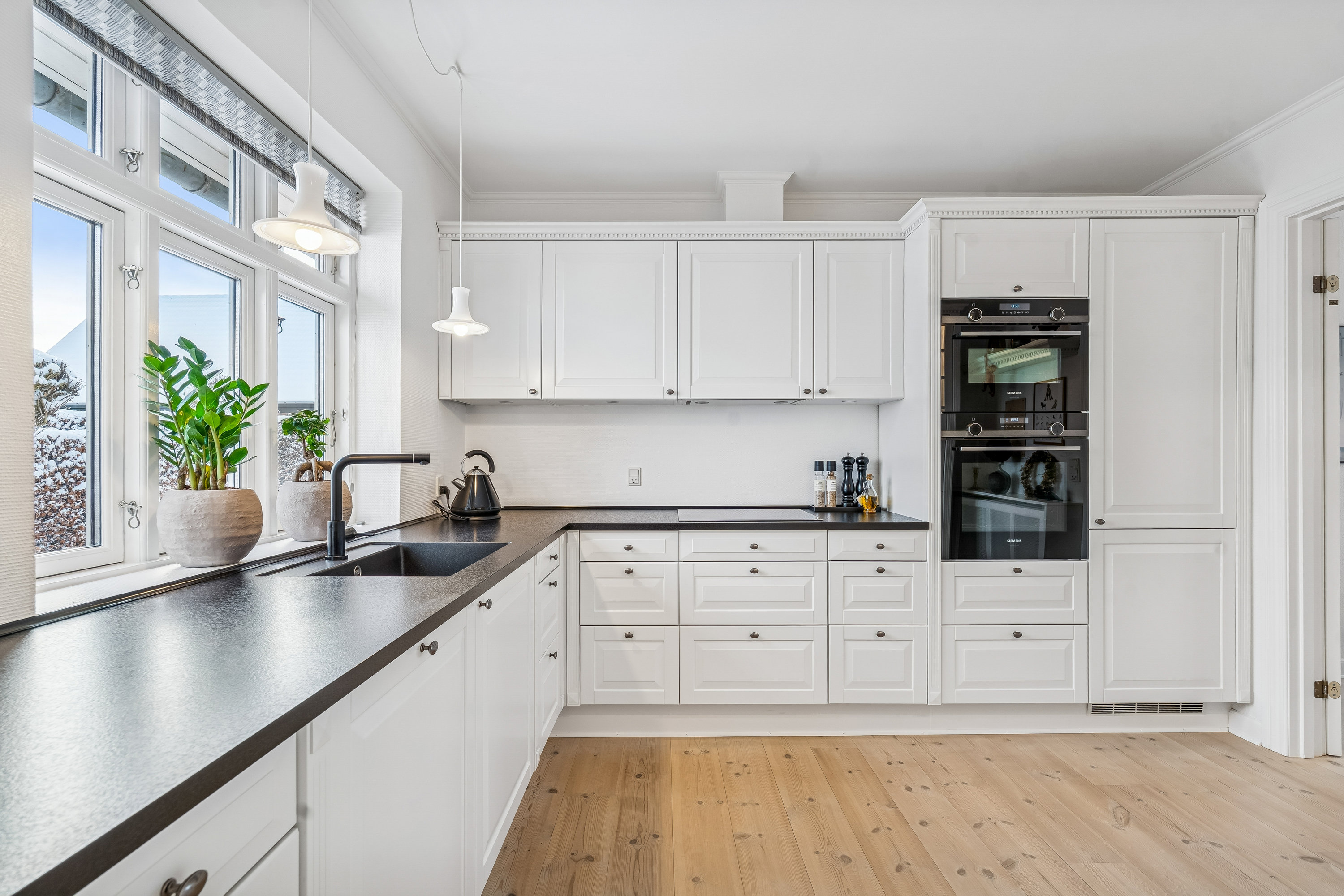 Fremhævet køkken billede i fuldskærmstilstand. Billede af Teglværksvej 3, Stubberup, 8723 Løsning