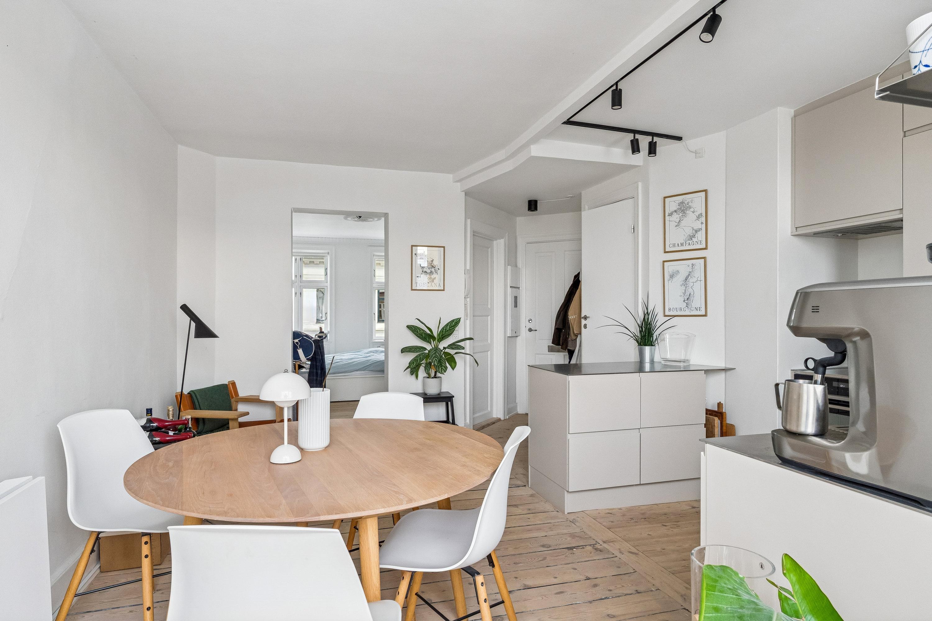 Fremhævet badeværelse billede i fuldskærmstilstand. Billede af Turesensgade 9, 4. th., 1368 København K