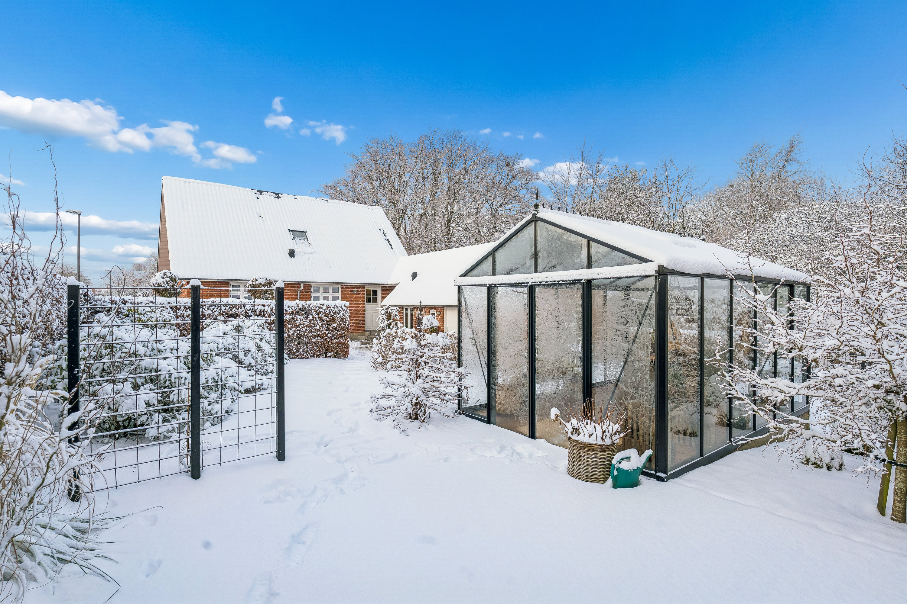 Fremhævet orangeri billede i fuldskærmstilstand. Billede af Teglværksvej 3, Stubberup, 8723 Løsning