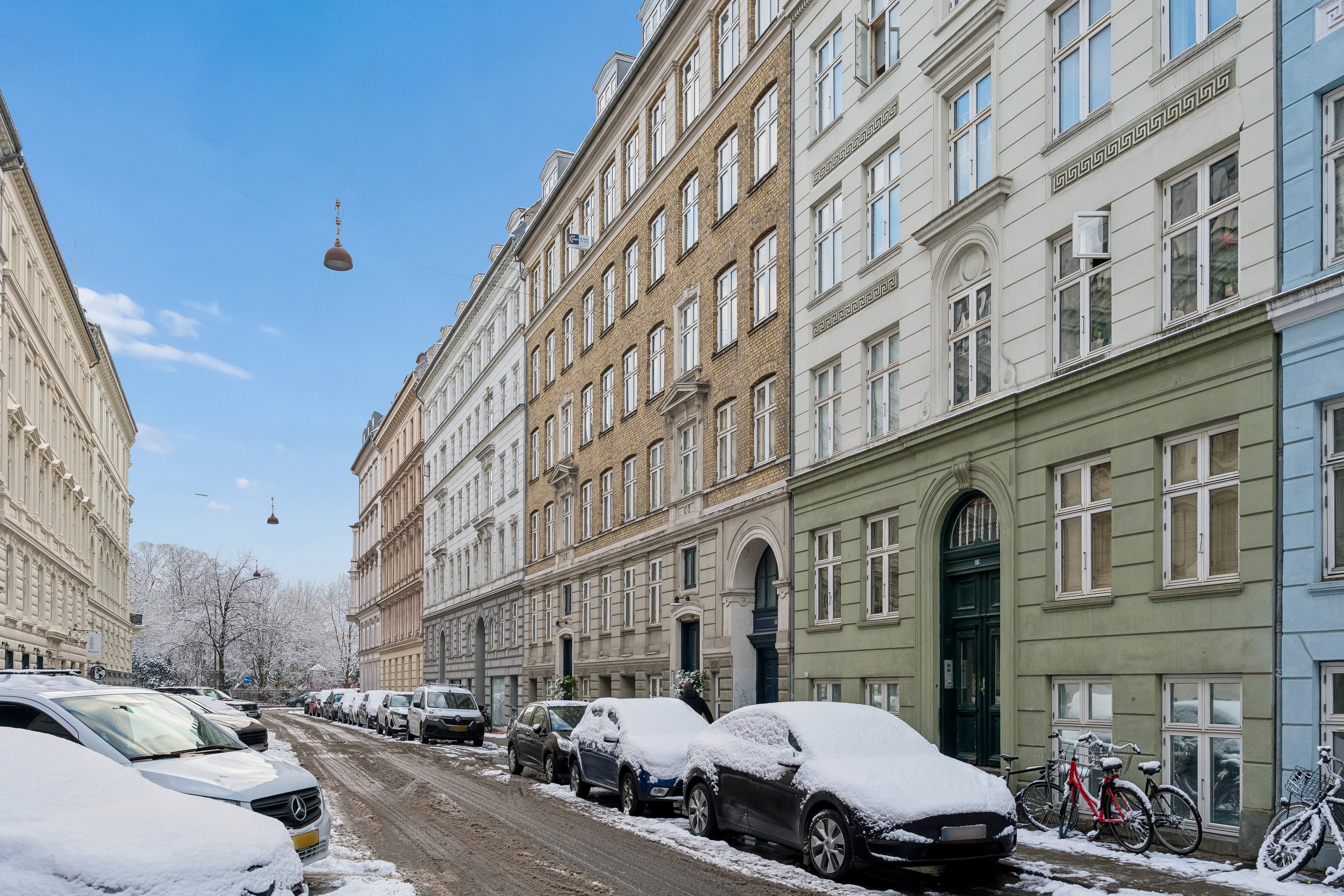 Fremhævet andet billede i fuldskærmstilstand. Billede af Turesensgade 9, 4. th., 1368 København K