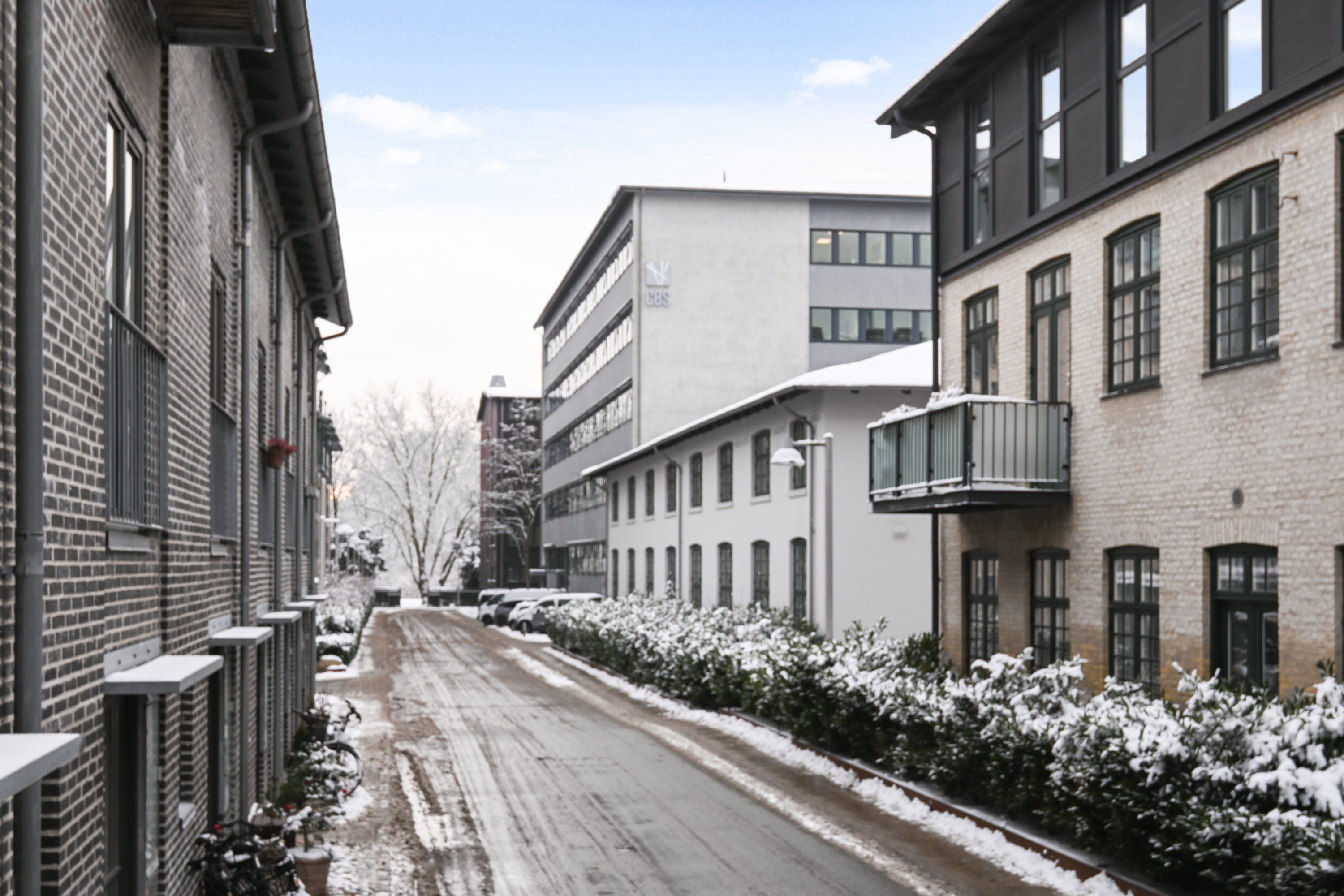 Fremhævet andet billede i fuldskærmstilstand. Billede af Porcelænshaven 4G, st.. th., 2000 Frederiksberg