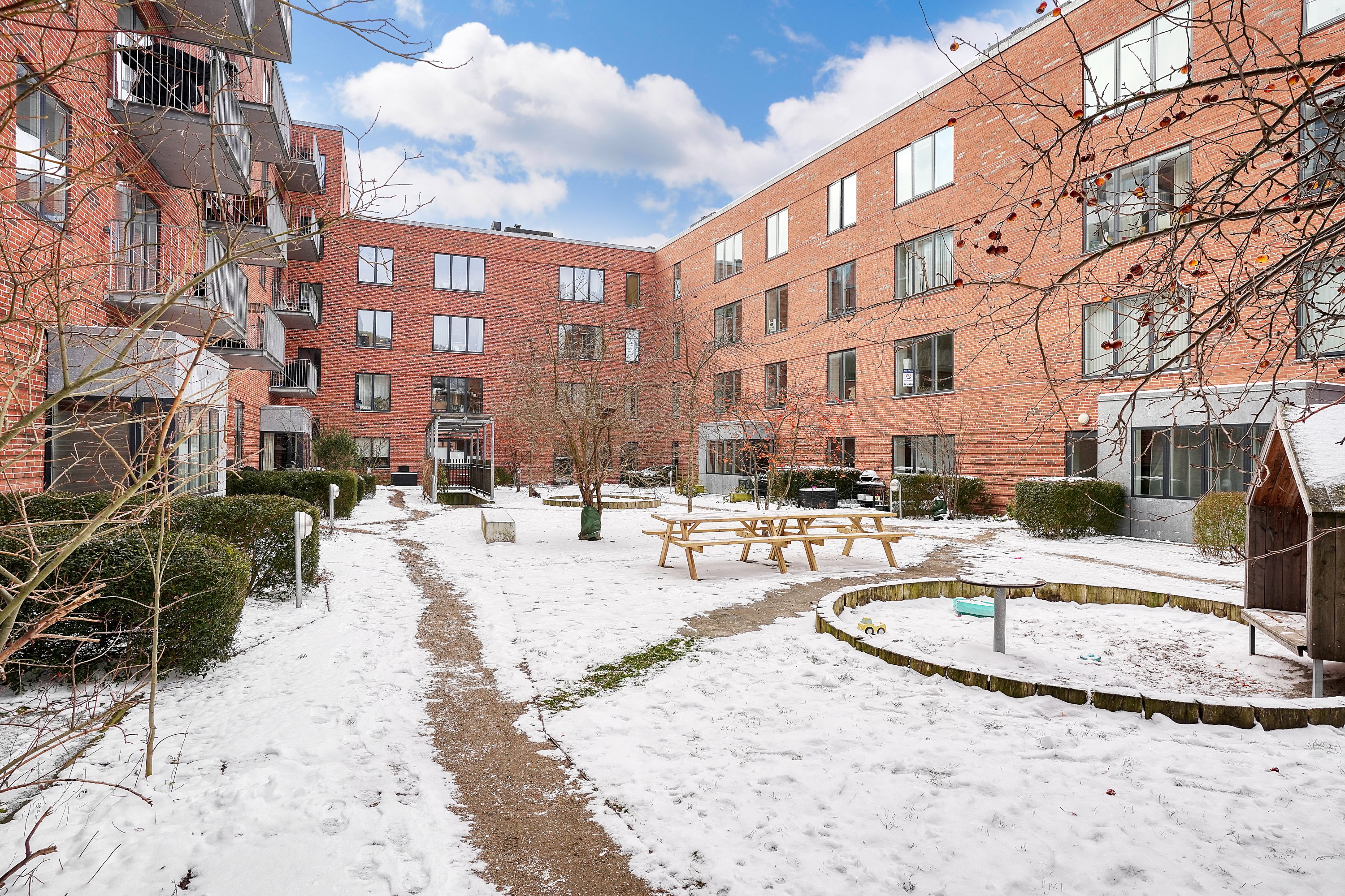 Fremhævet gårdmiljø billede i fuldskærmstilstand. Billede af Valby Maskinfabriksvej 9, 3. th., 2500 Valby