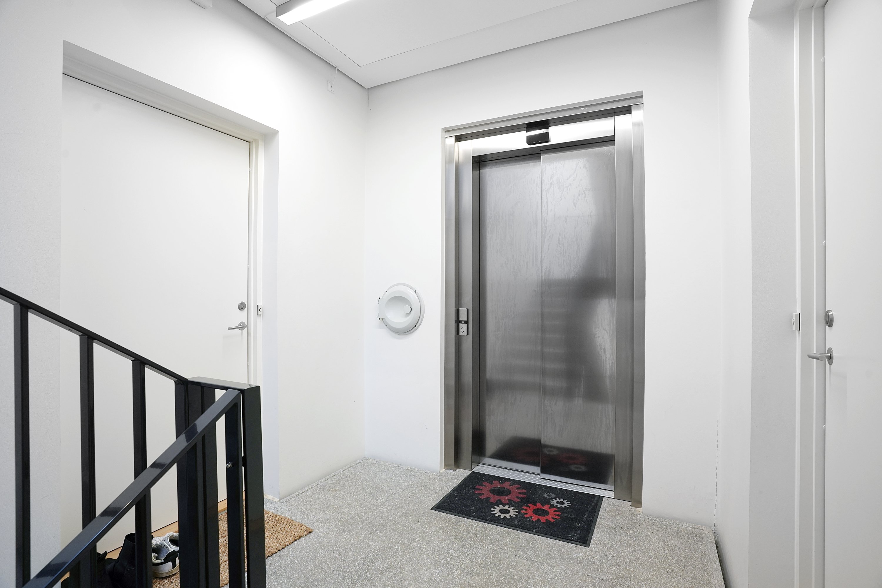 Fremhævet opgang billede i fuldskærmstilstand. Billede af Valby Maskinfabriksvej 9, 3. th., 2500 Valby