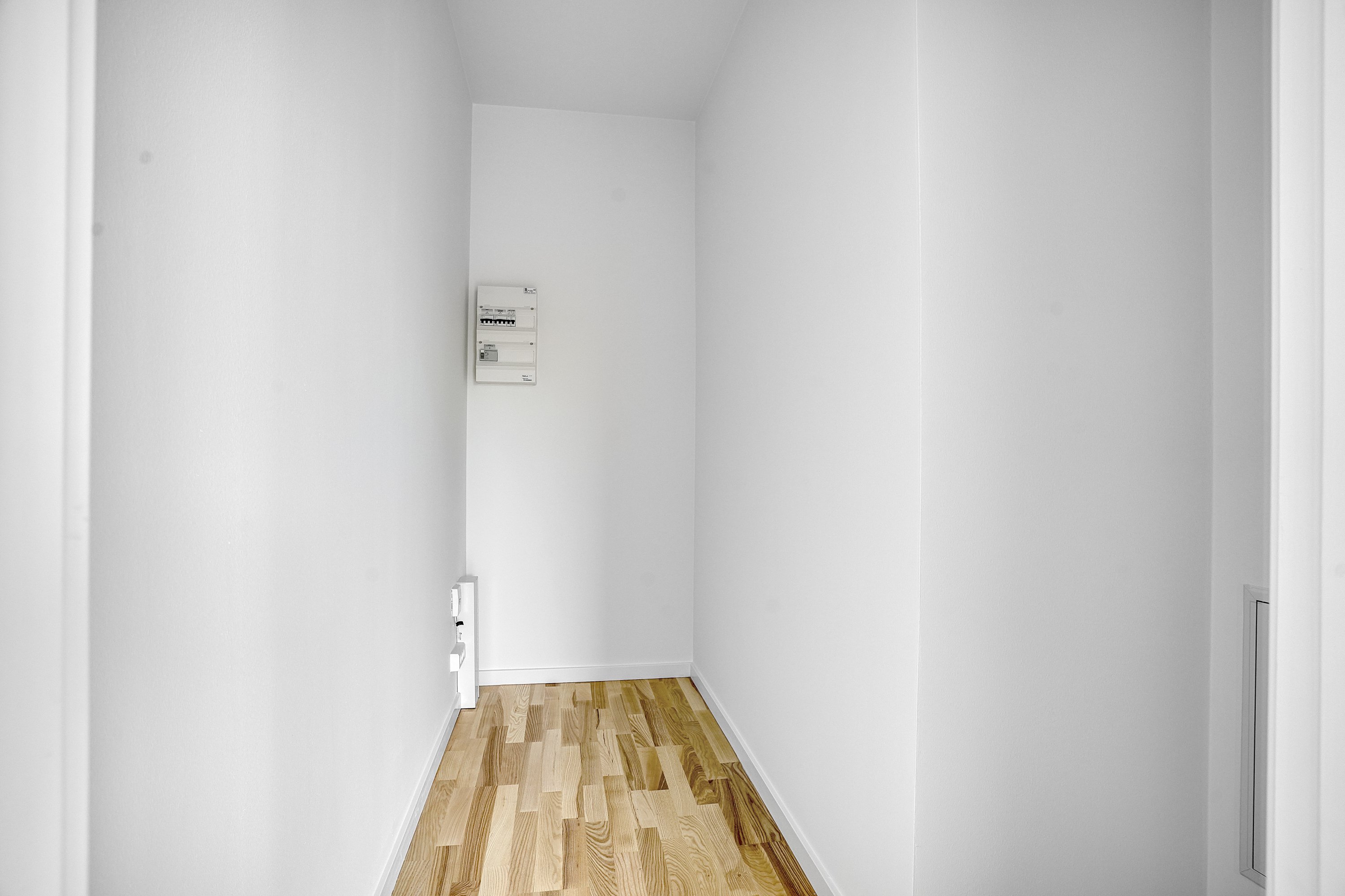 Fremhævet entré billede i fuldskærmstilstand. Billede af Valby Maskinfabriksvej 9, 3. th., 2500 Valby