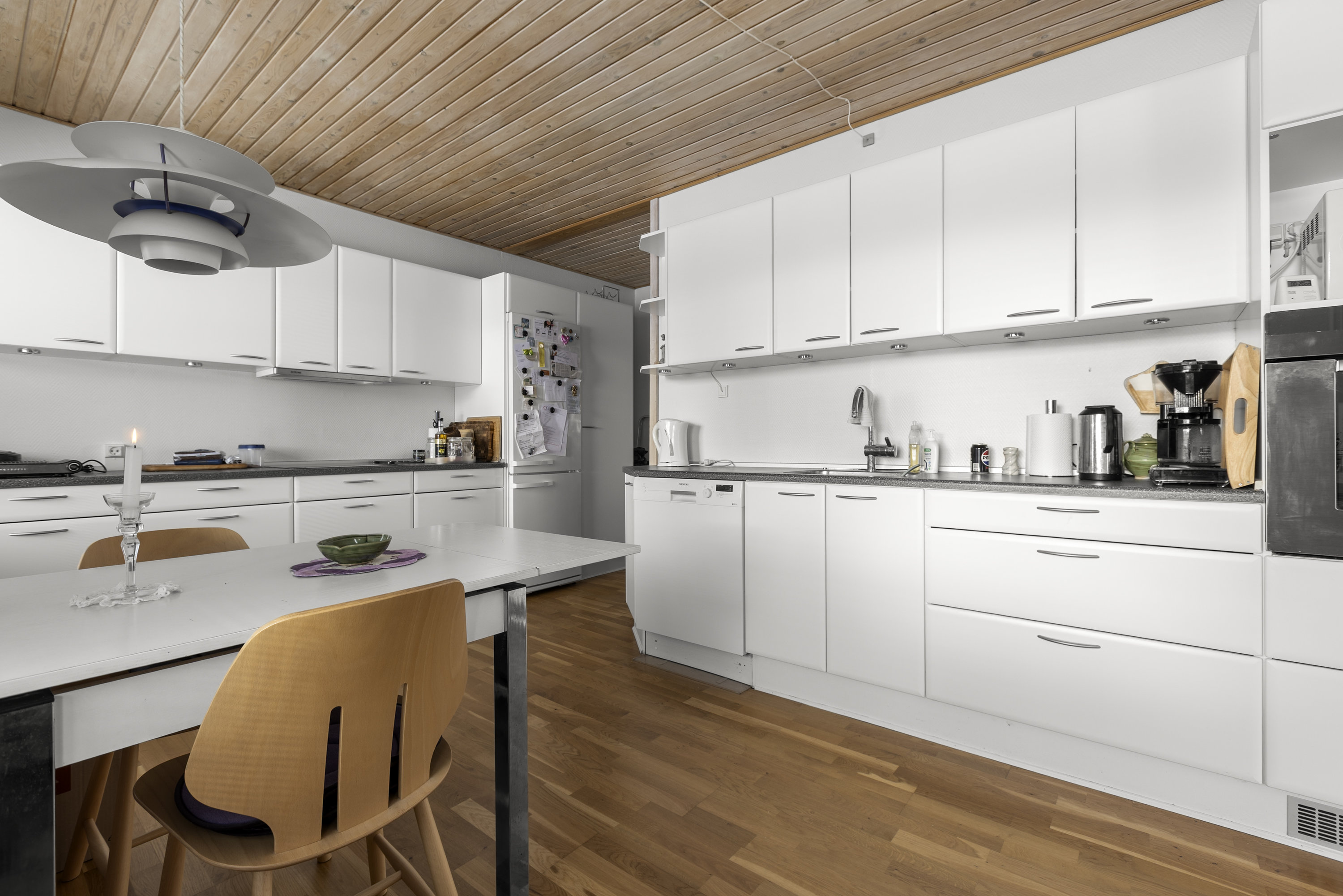 Fremhævet køkken billede i fuldskærmstilstand. Billede af Tyreengen 30, st.. tv., 4220 Korsør