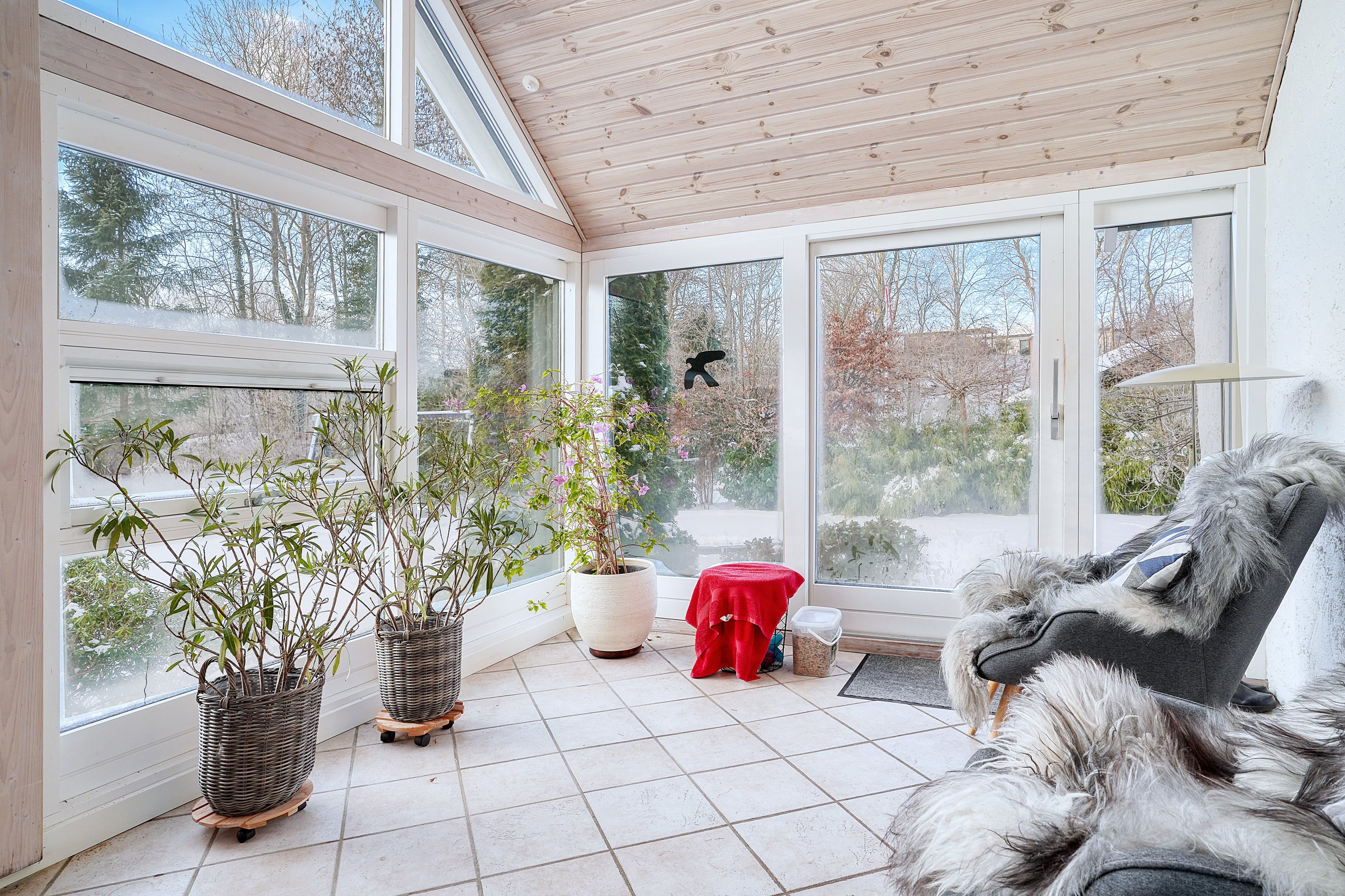 Fremhævet havestue billede i fuldskærmstilstand. Billede af Elmebakken 8, Gadevang, 3400 Hillerød