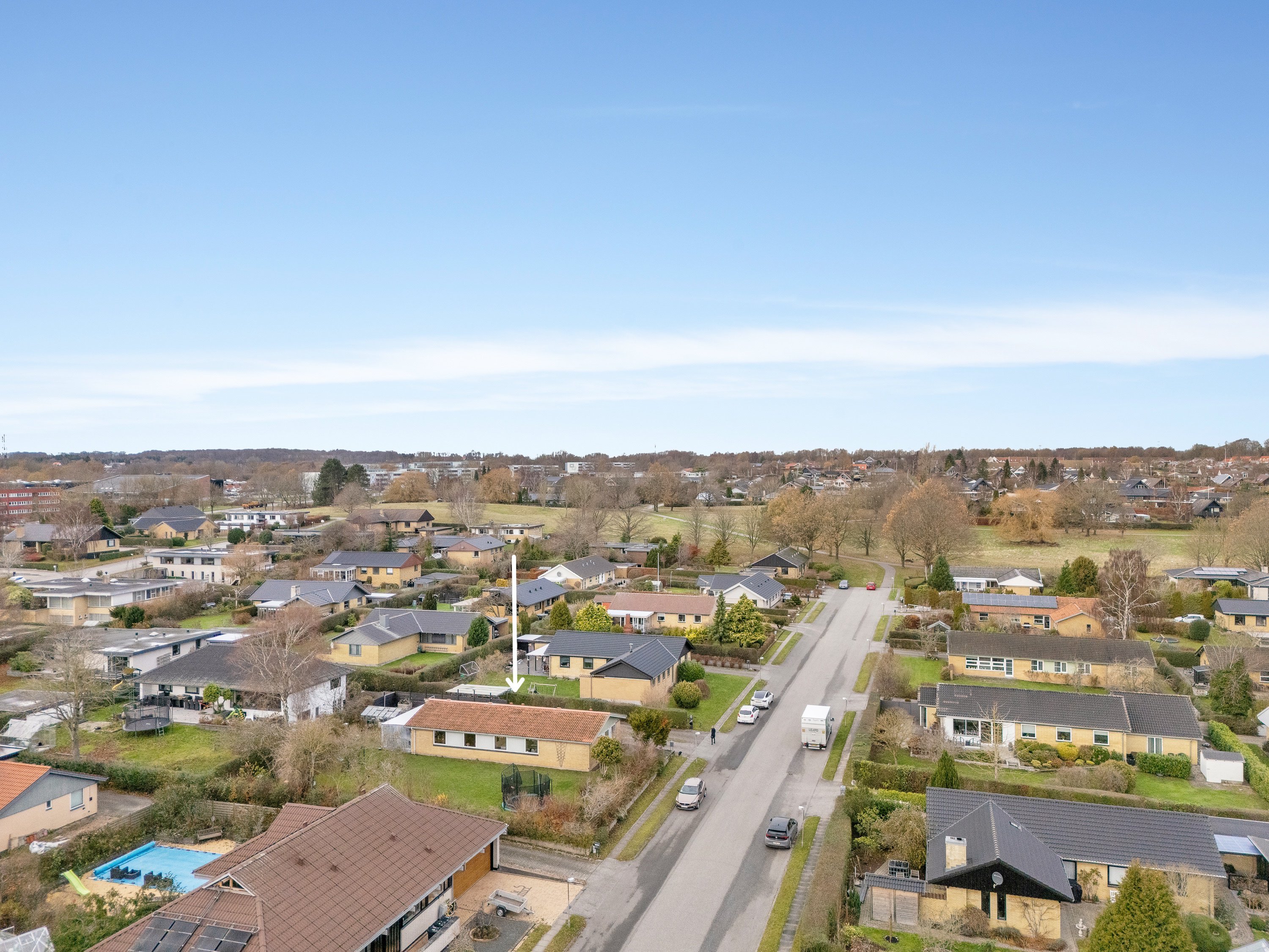 Fremhævet luftfoto billede i fuldskærmstilstand. Billede af Havremarken 5, 8520 Lystrup