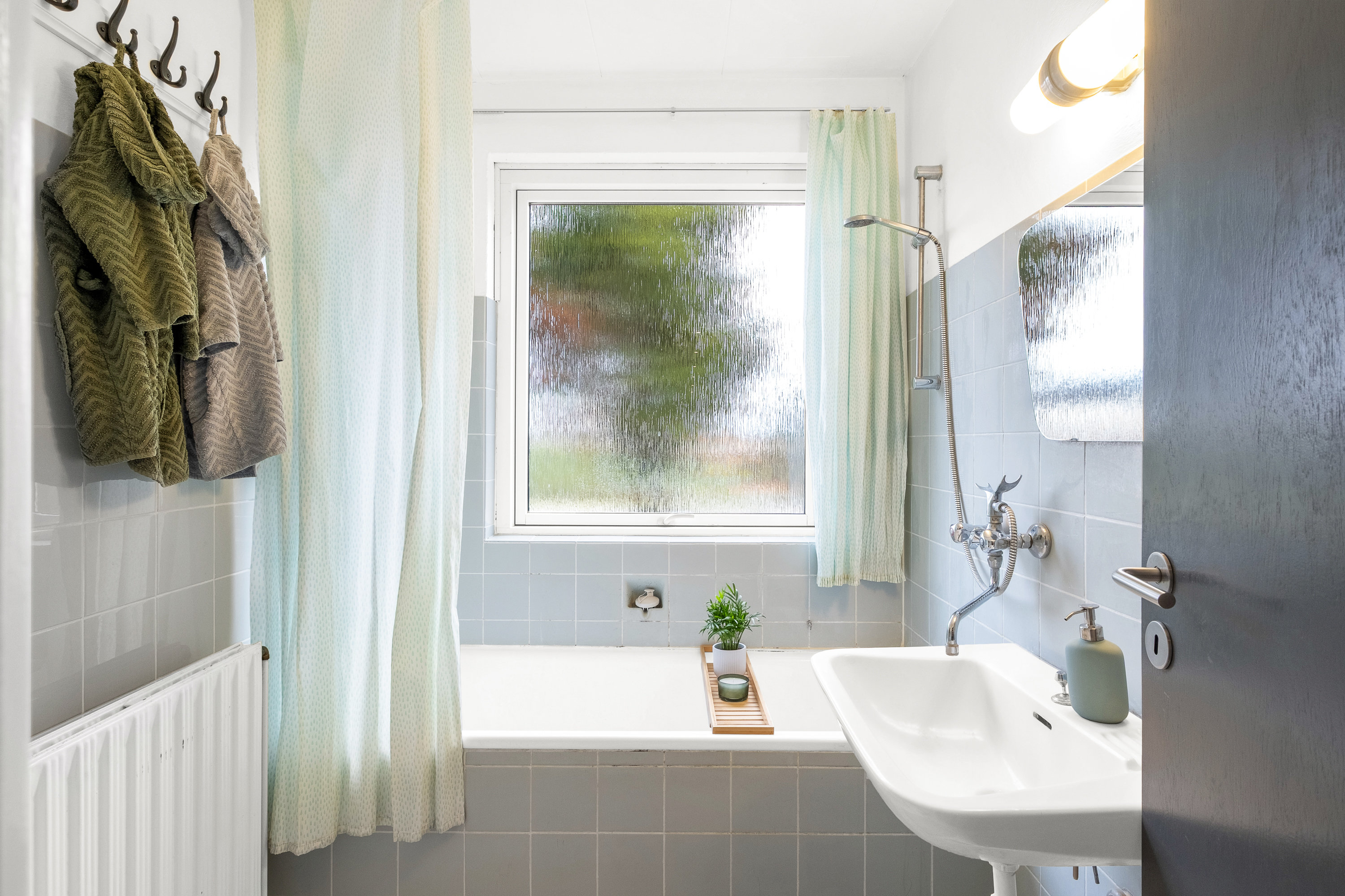 Fremhævet badeværelse billede i fuldskærmstilstand. Billede af Havremarken 5, 8520 Lystrup