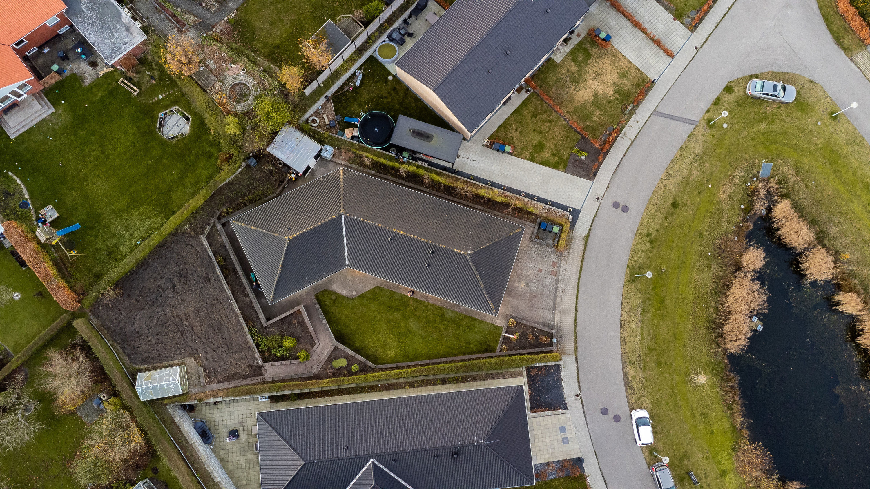 Fremhævet  billede i fuldskærmstilstand. Billede af Plutovej 23, Alslev, 6800 Varde