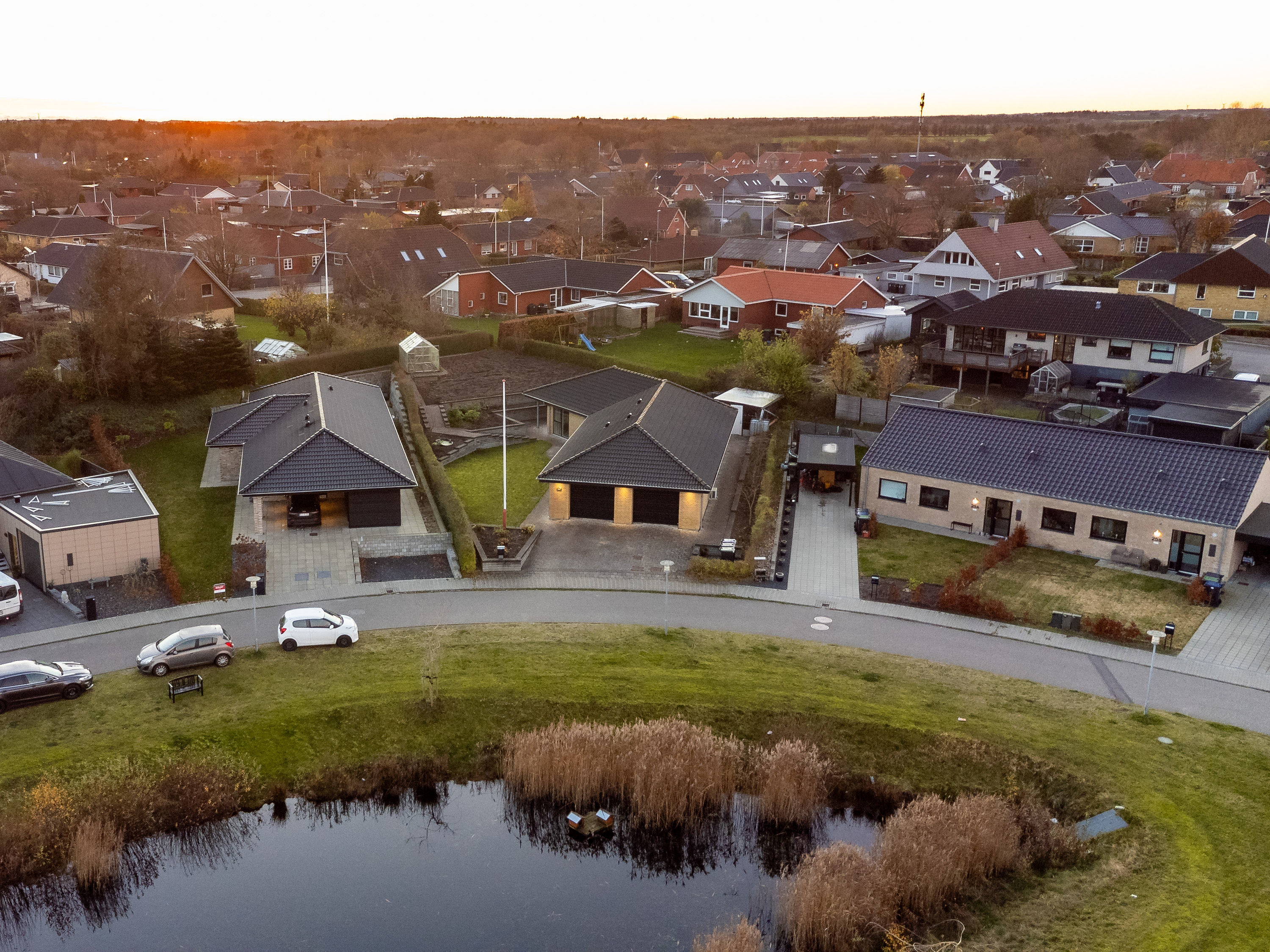 Fremhævet  billede i fuldskærmstilstand. Billede af Plutovej 23, Alslev, 6800 Varde