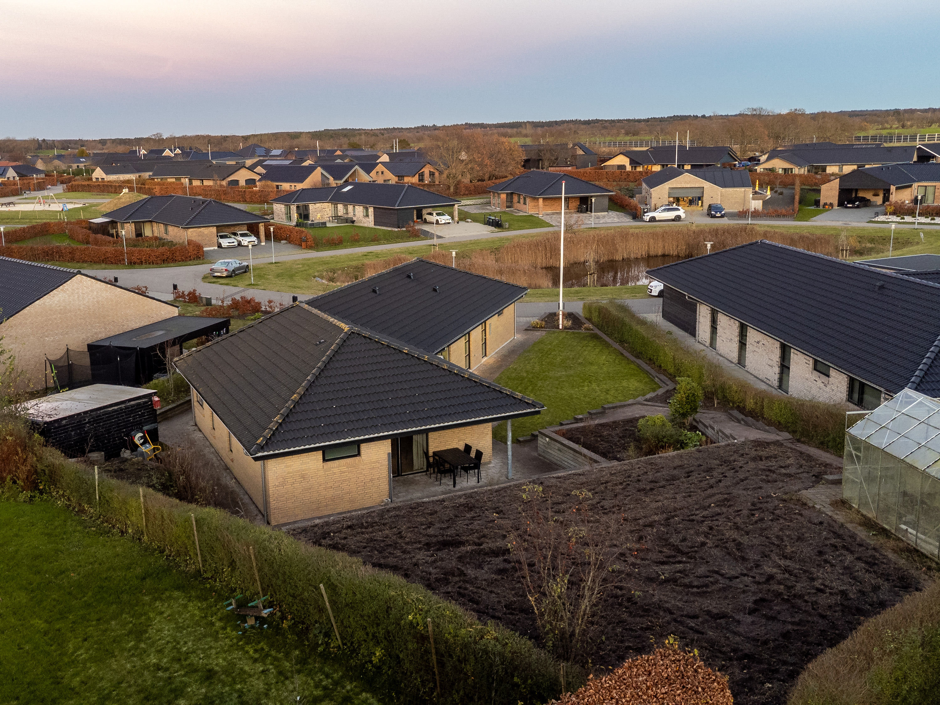 Miniaturebillede 1: . Billede af Plutovej 23, Alslev, 6800 Varde