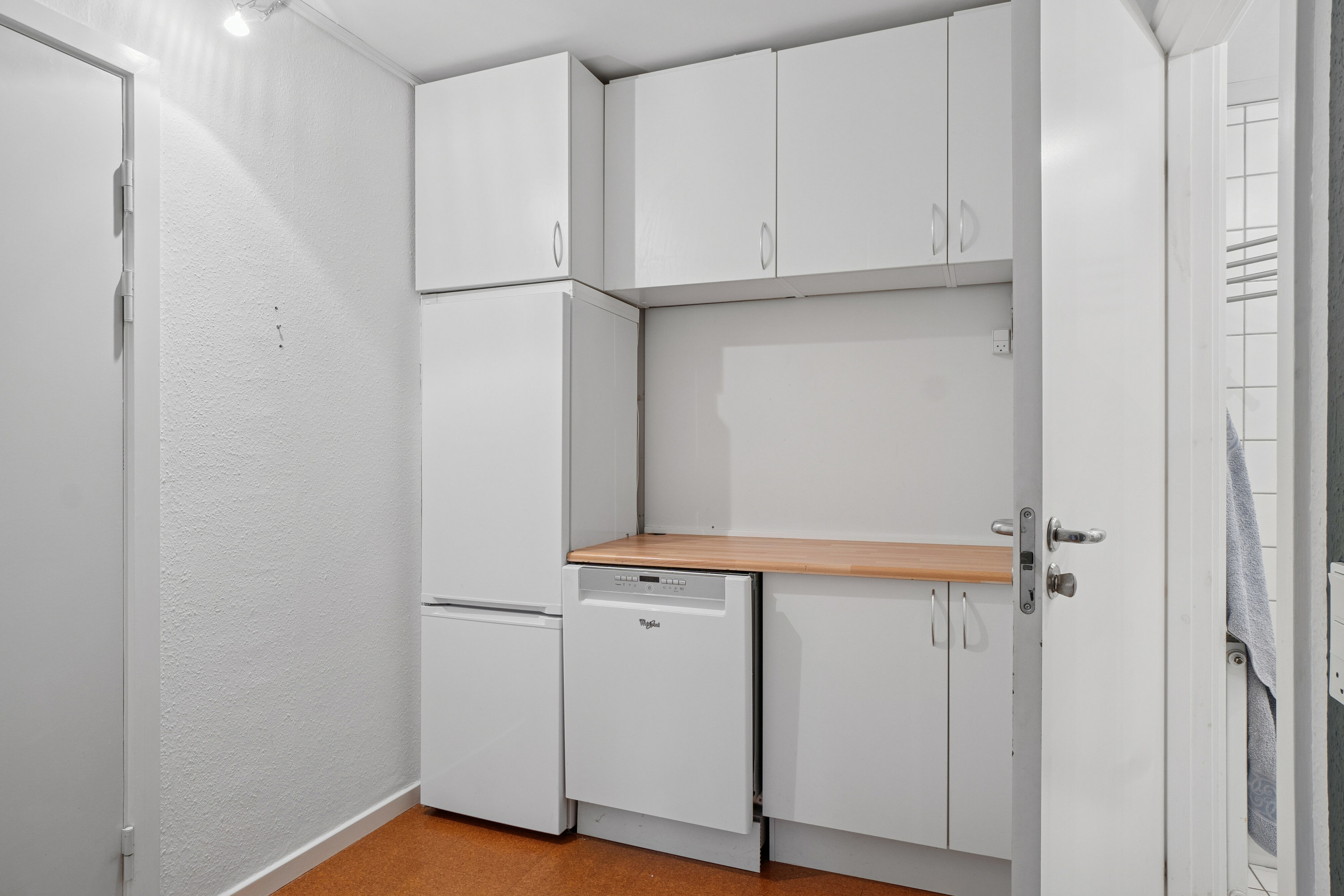 Fremhævet værelse billede i fuldskærmstilstand. Billede af Skejbygårdsvej 4, kld.. 41., 8240 Risskov