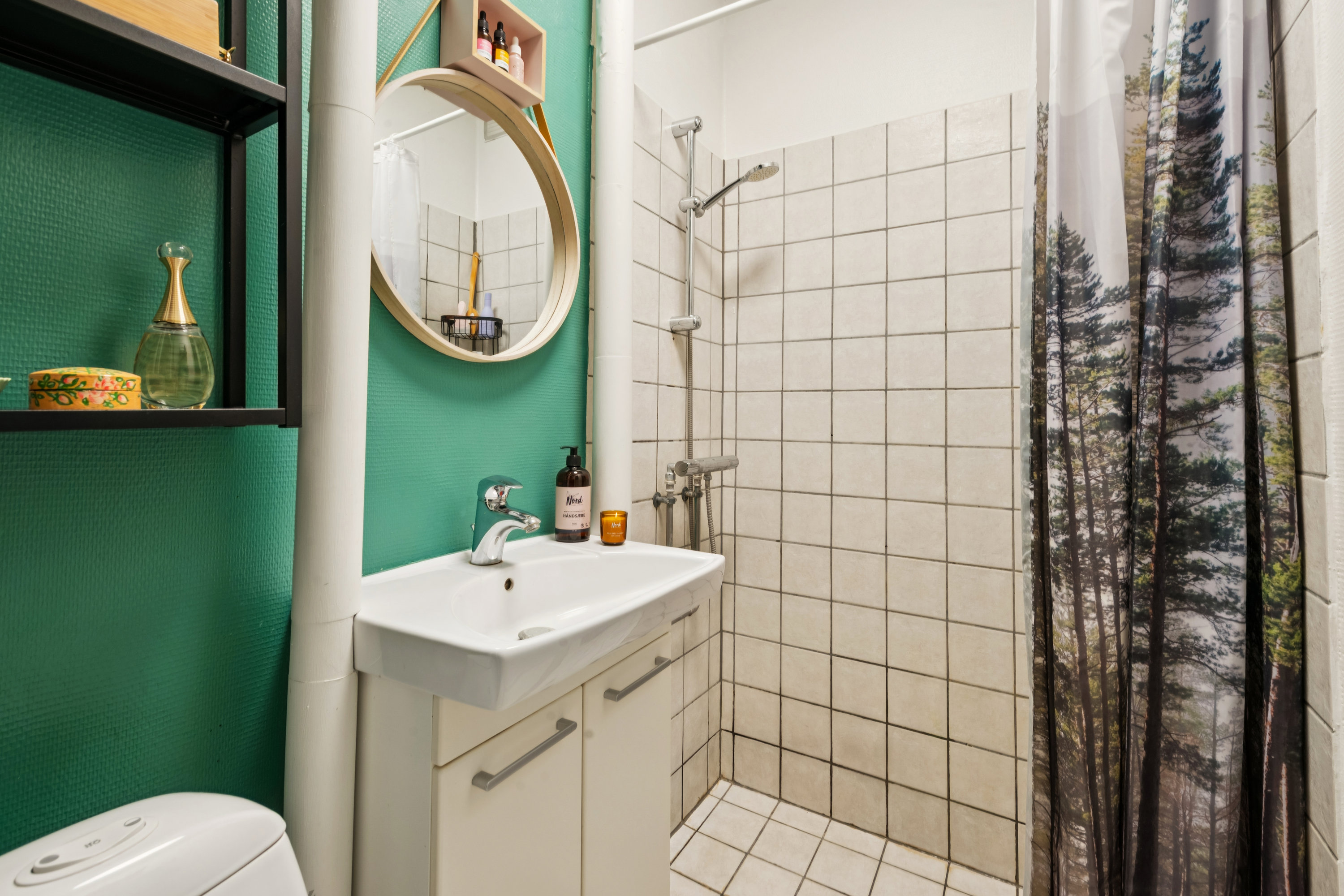 Fremhævet badeværelse billede i fuldskærmstilstand. Billede af Roskildevej 362, st.. th., 2630 Taastrup