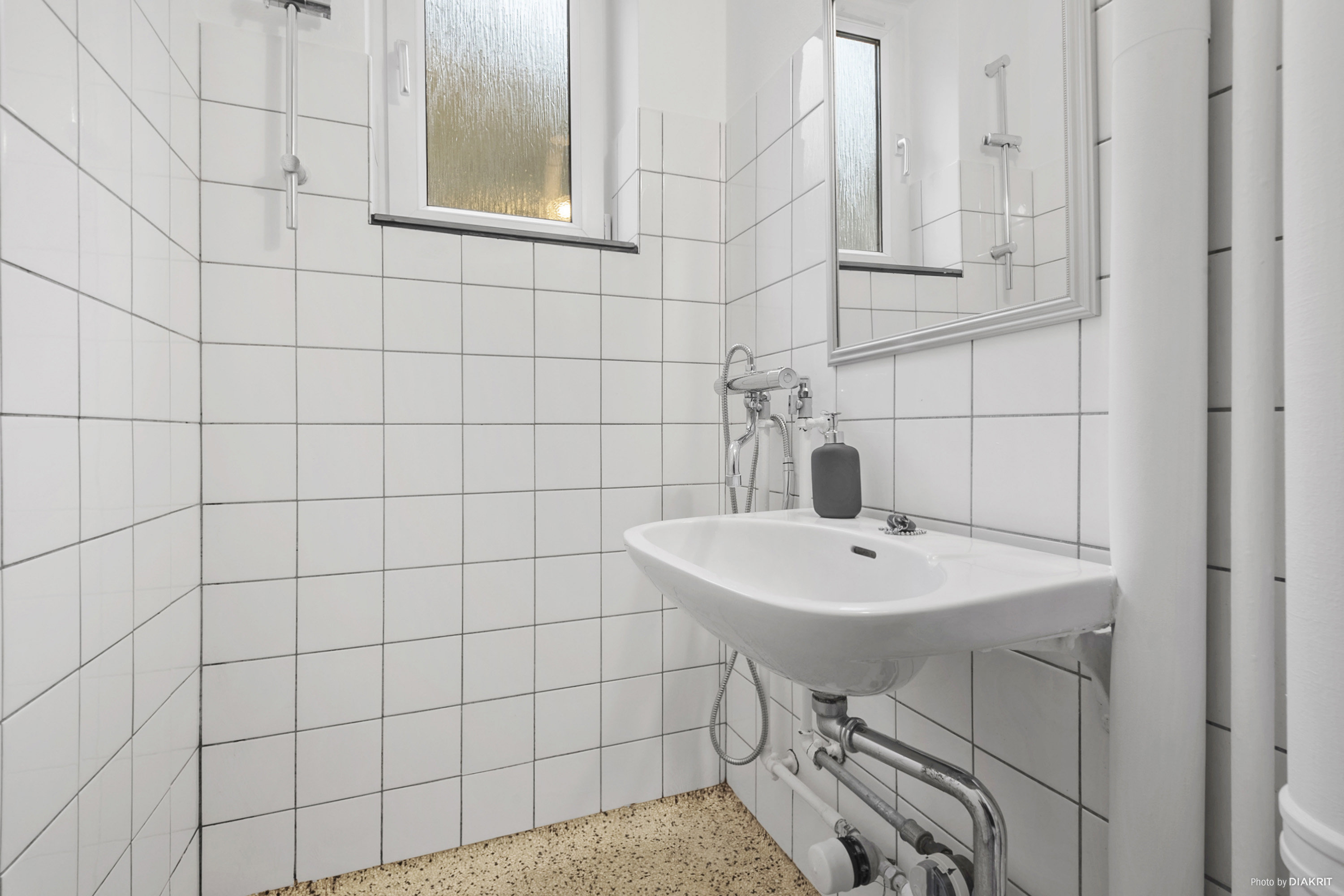 Fremhævet badeværelse billede i fuldskærmstilstand. Billede af Skovbrynet 1, st.. tv., 4681 Herfølge