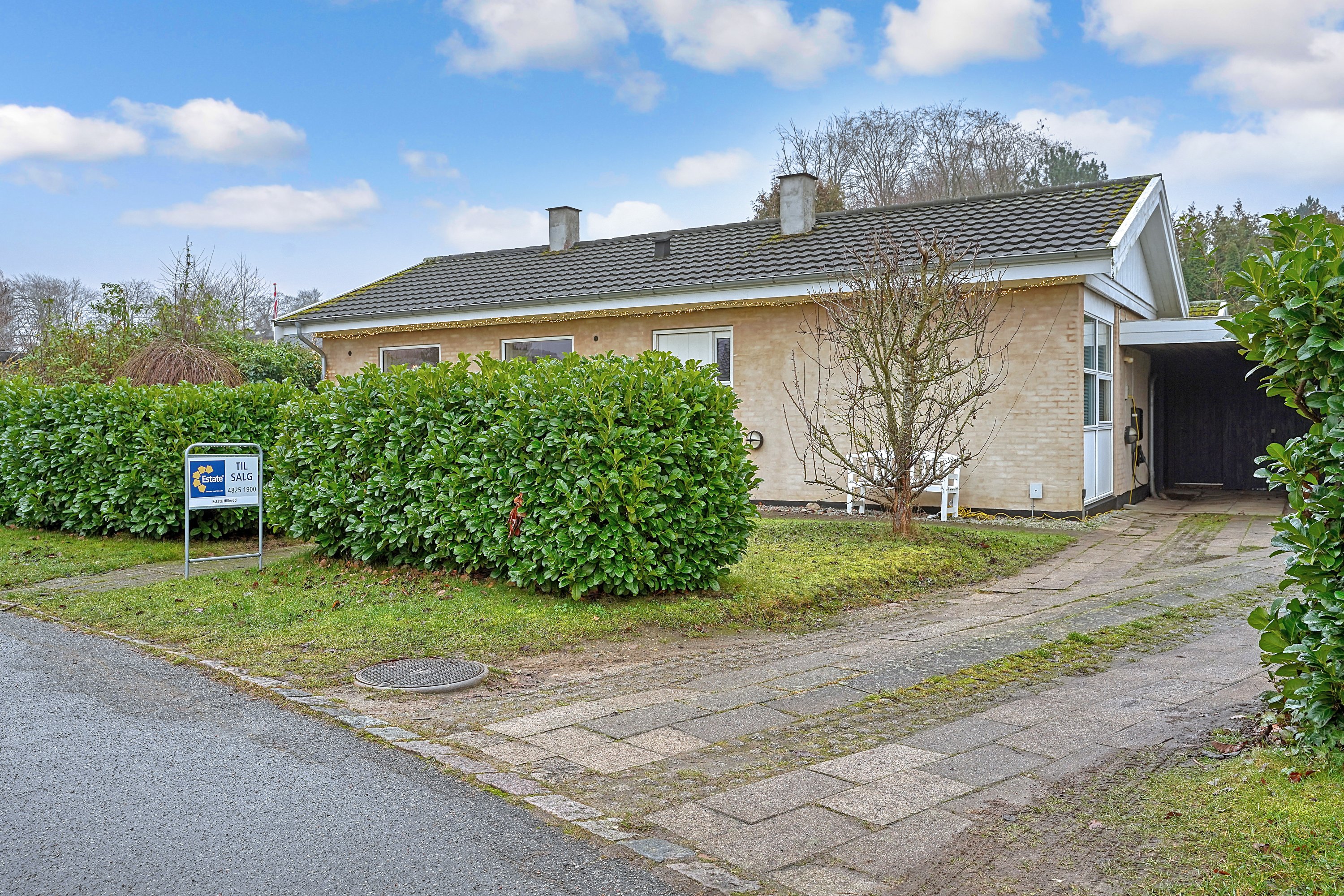 Fremhævet ejendommen billede i fuldskærmstilstand. Billede af Rønnebærvej 27, 3400 Hillerød