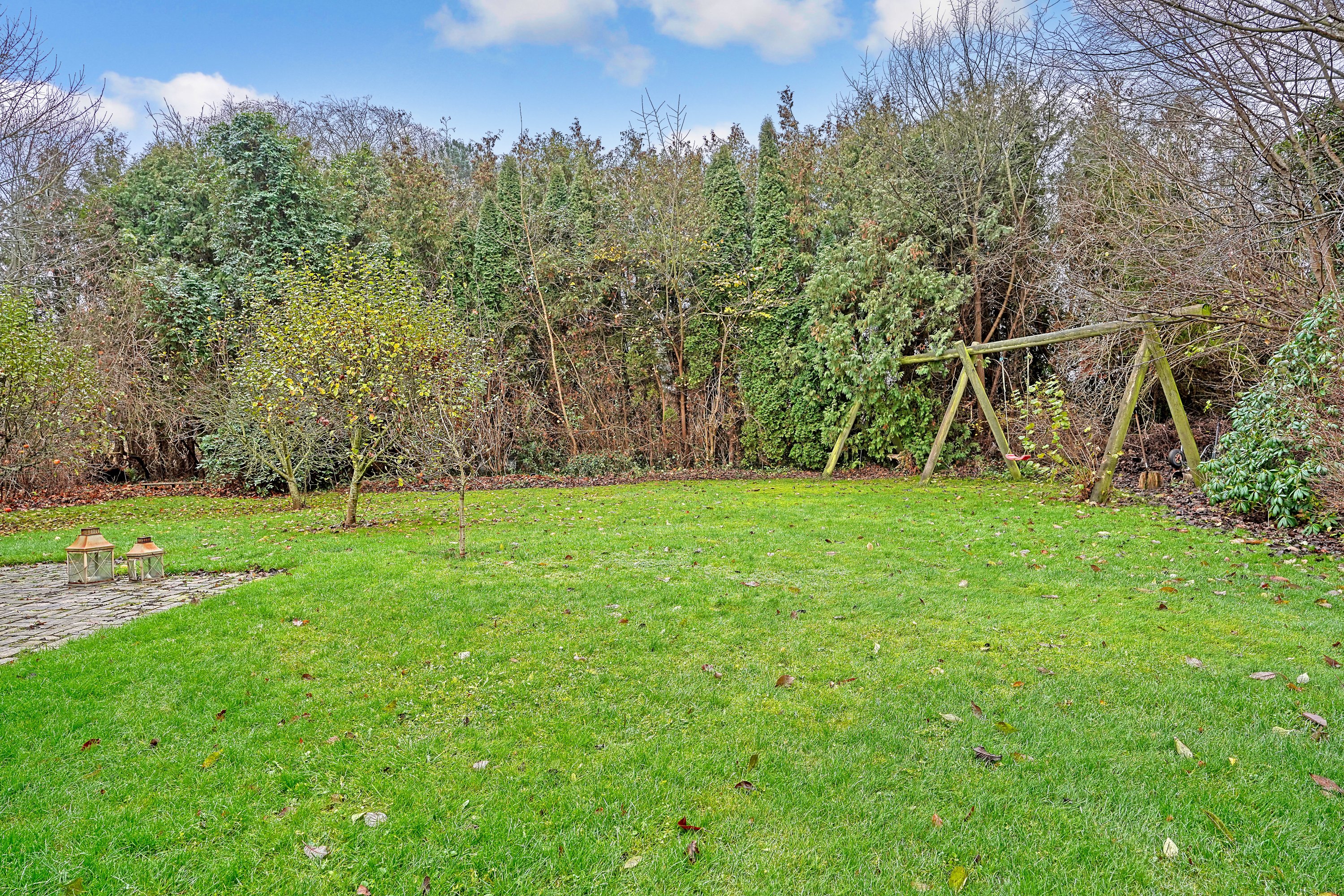 Fremhævet have billede i fuldskærmstilstand. Billede af Rønnebærvej 27, 3400 Hillerød