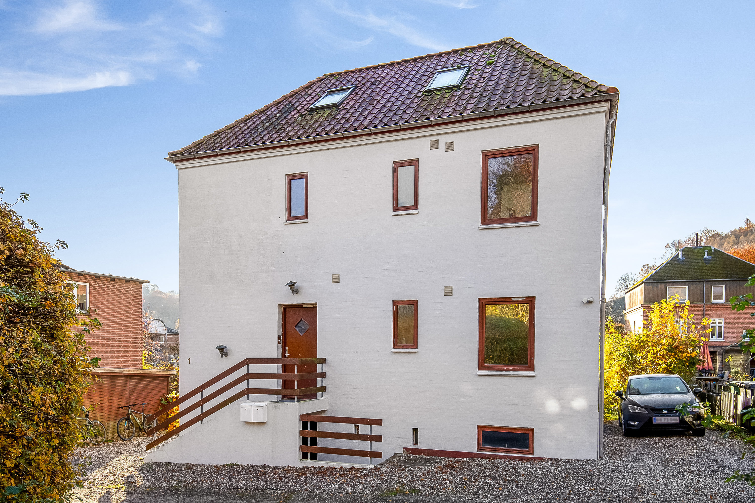 Miniaturebillede 2: ejendom. Billede af Hostrupsvej 1, 1., 7100 Vejle