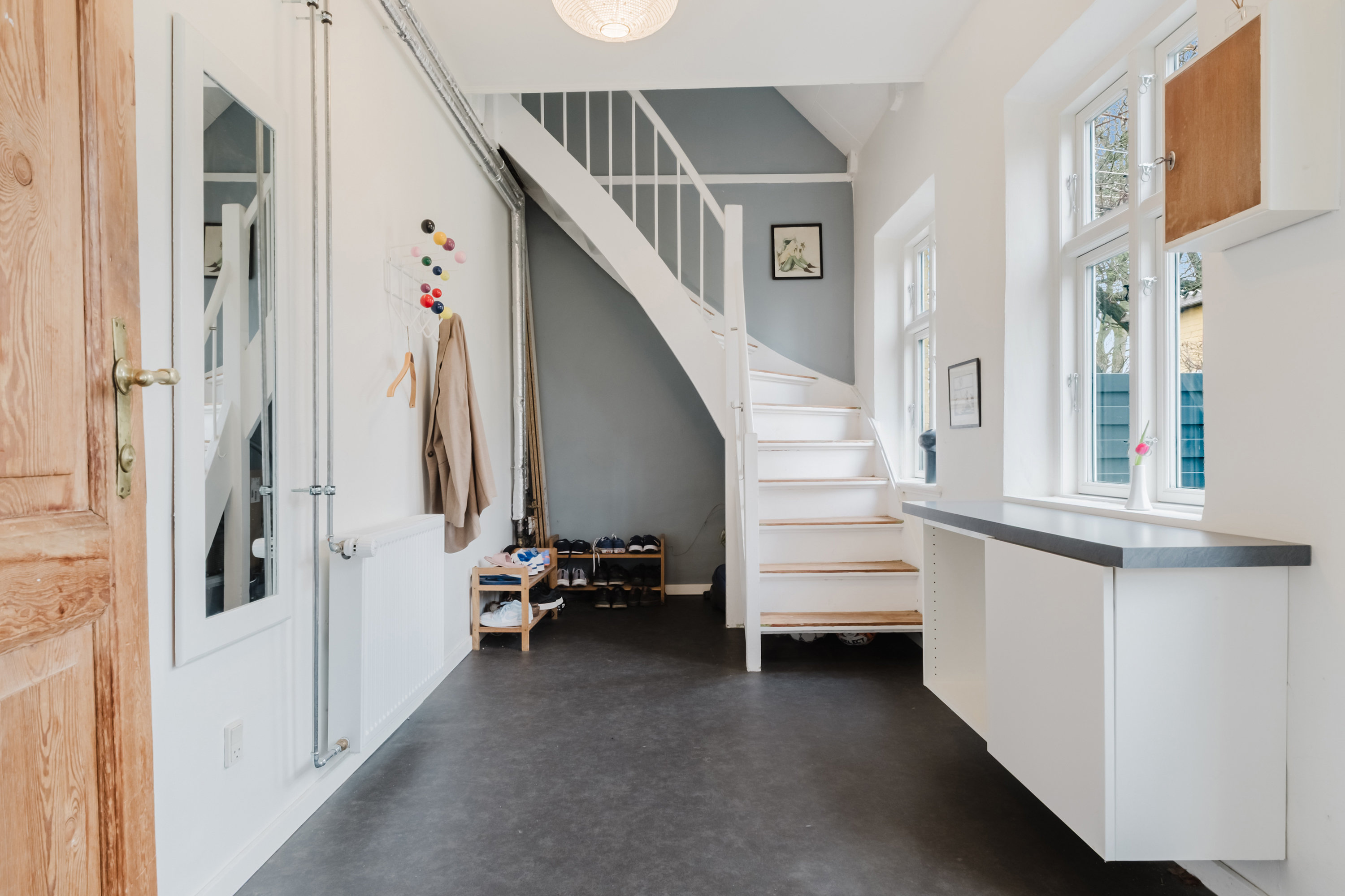 Fremhævet entré billede i fuldskærmstilstand. Billede af Odensevej 56, Hjulby, 5800 Nyborg