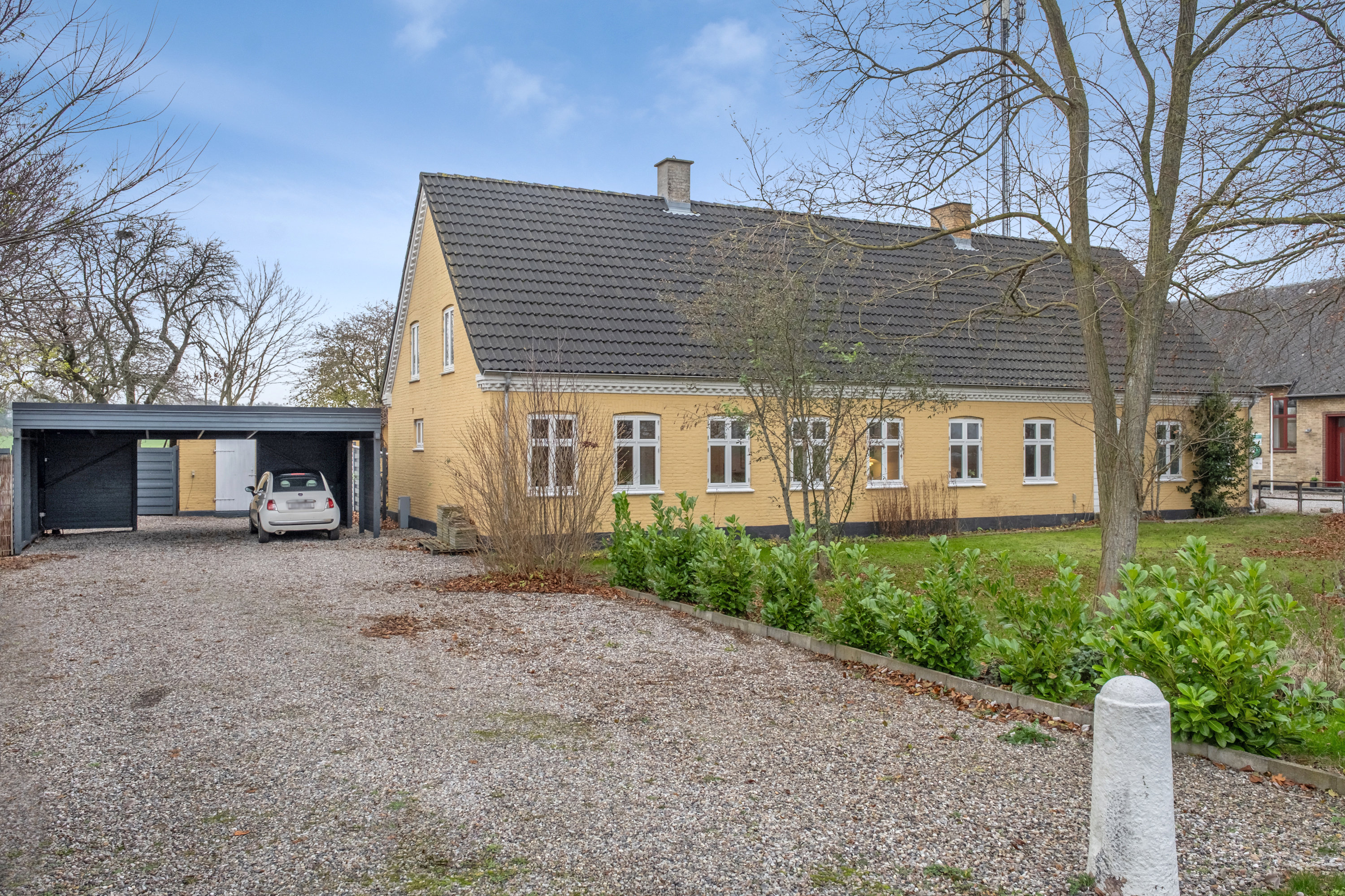 Villa: Facade p&#229; Odensevej 56, Hjulby, 5800 Nyborg