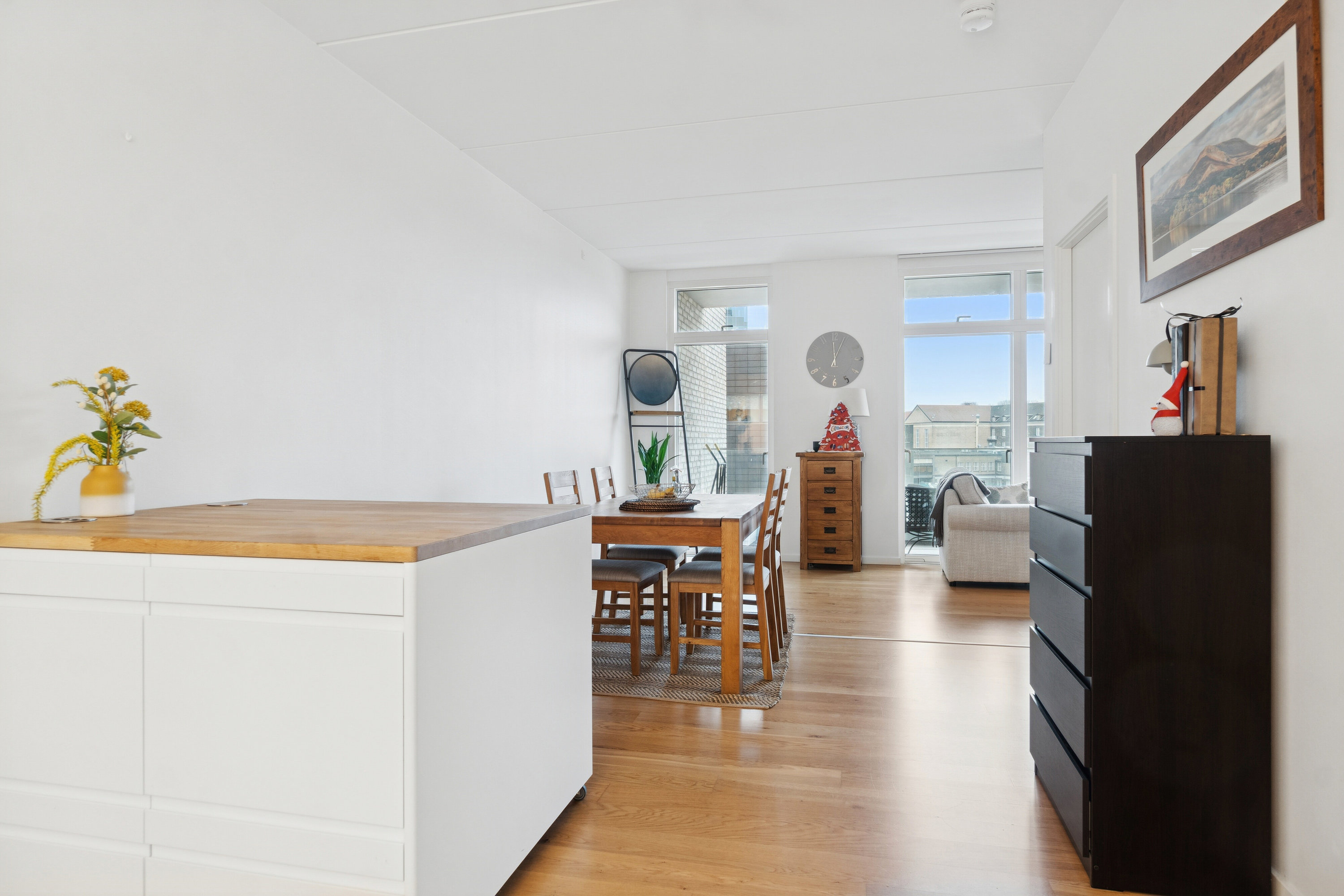 Fremhævet køkken billede i fuldskærmstilstand. Billede af Frederiks Plads 8, 4. 3., 8000 Aarhus C