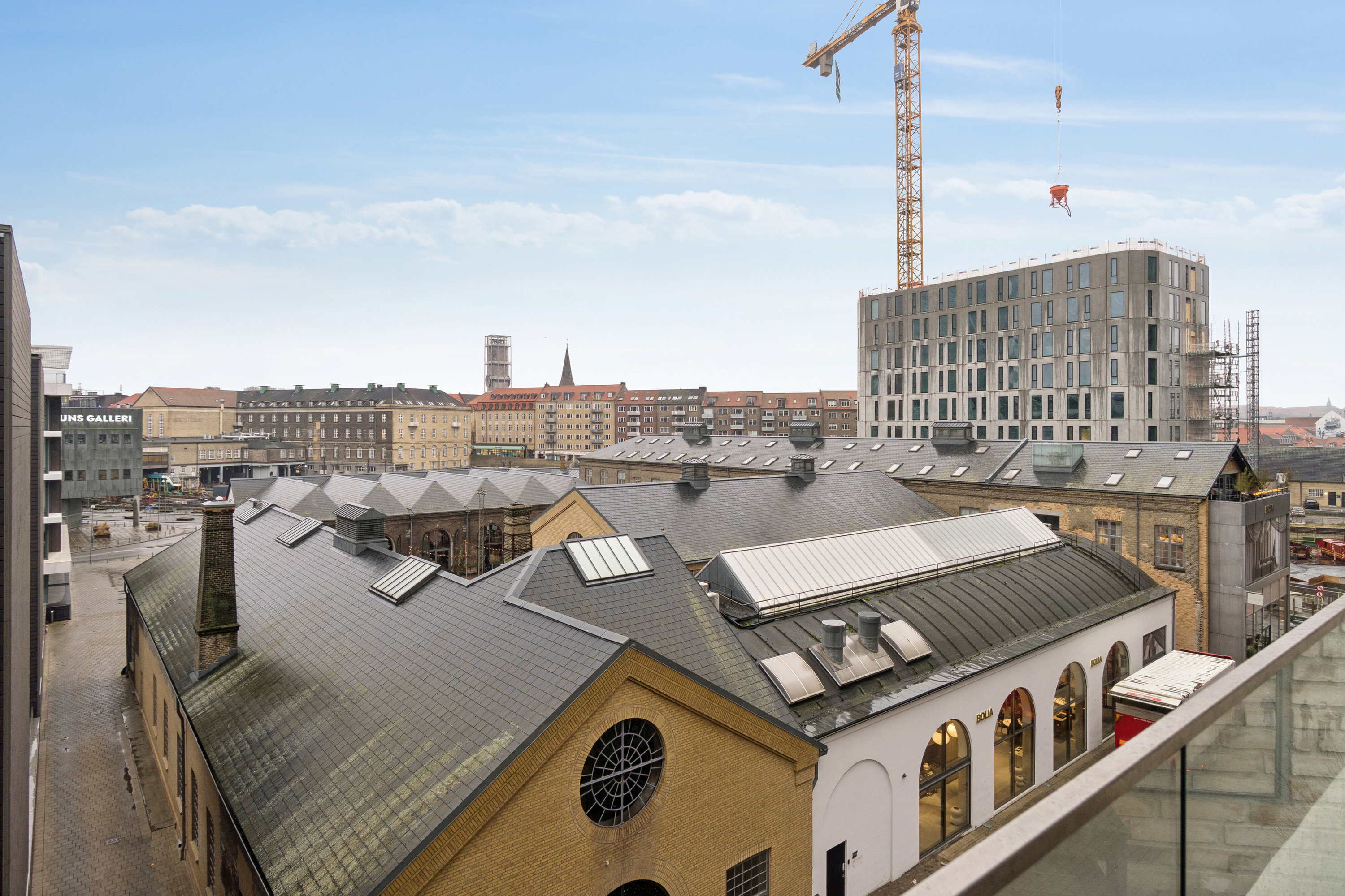 Fremhævet altan billede i fuldskærmstilstand. Billede af Frederiks Plads 8, 4. 3., 8000 Aarhus C