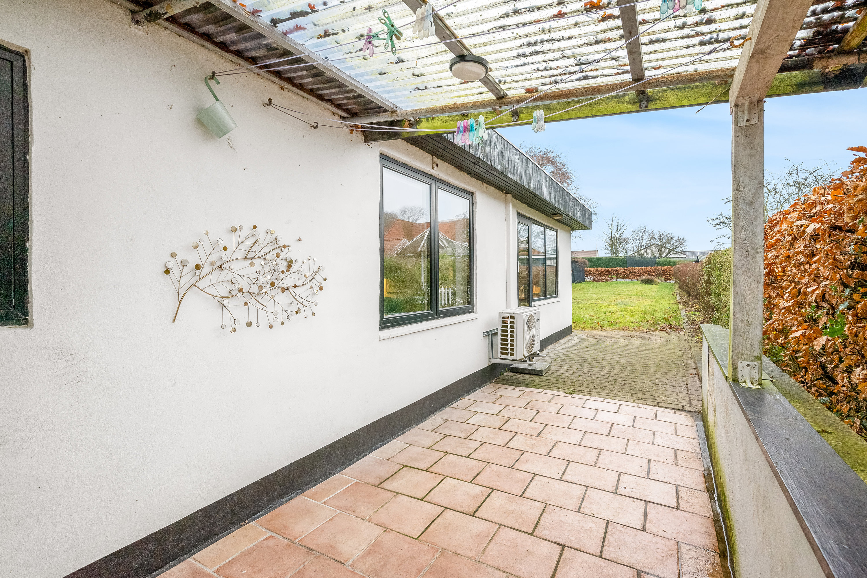 Fremhævet overdækket terrasse billede i fuldskærmstilstand. Billede af Ørnevej 4, 6950 Ringkøbing