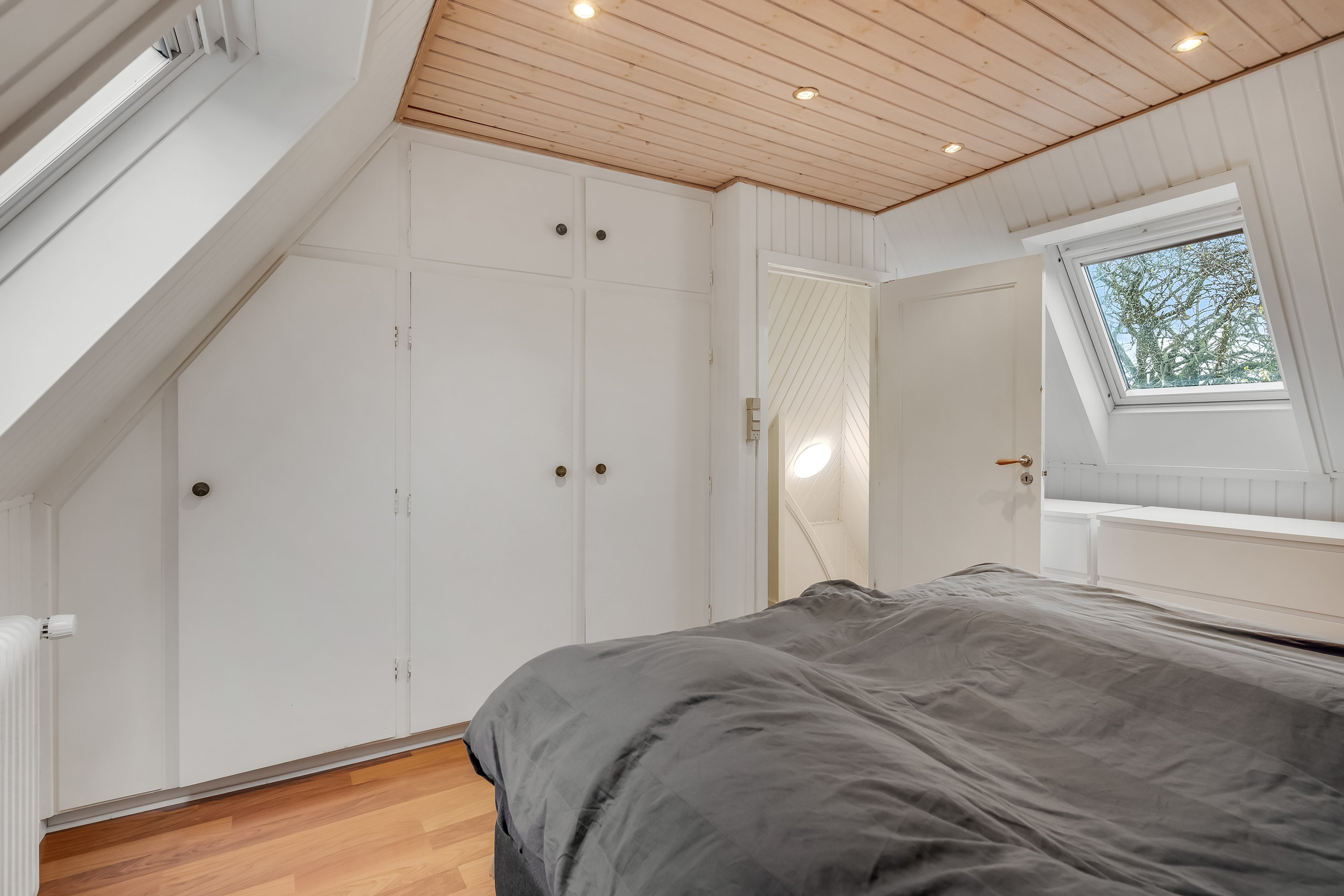 Fremhævet soveværelse billede i fuldskærmstilstand. Billede af Ørnevej 4, 6950 Ringkøbing