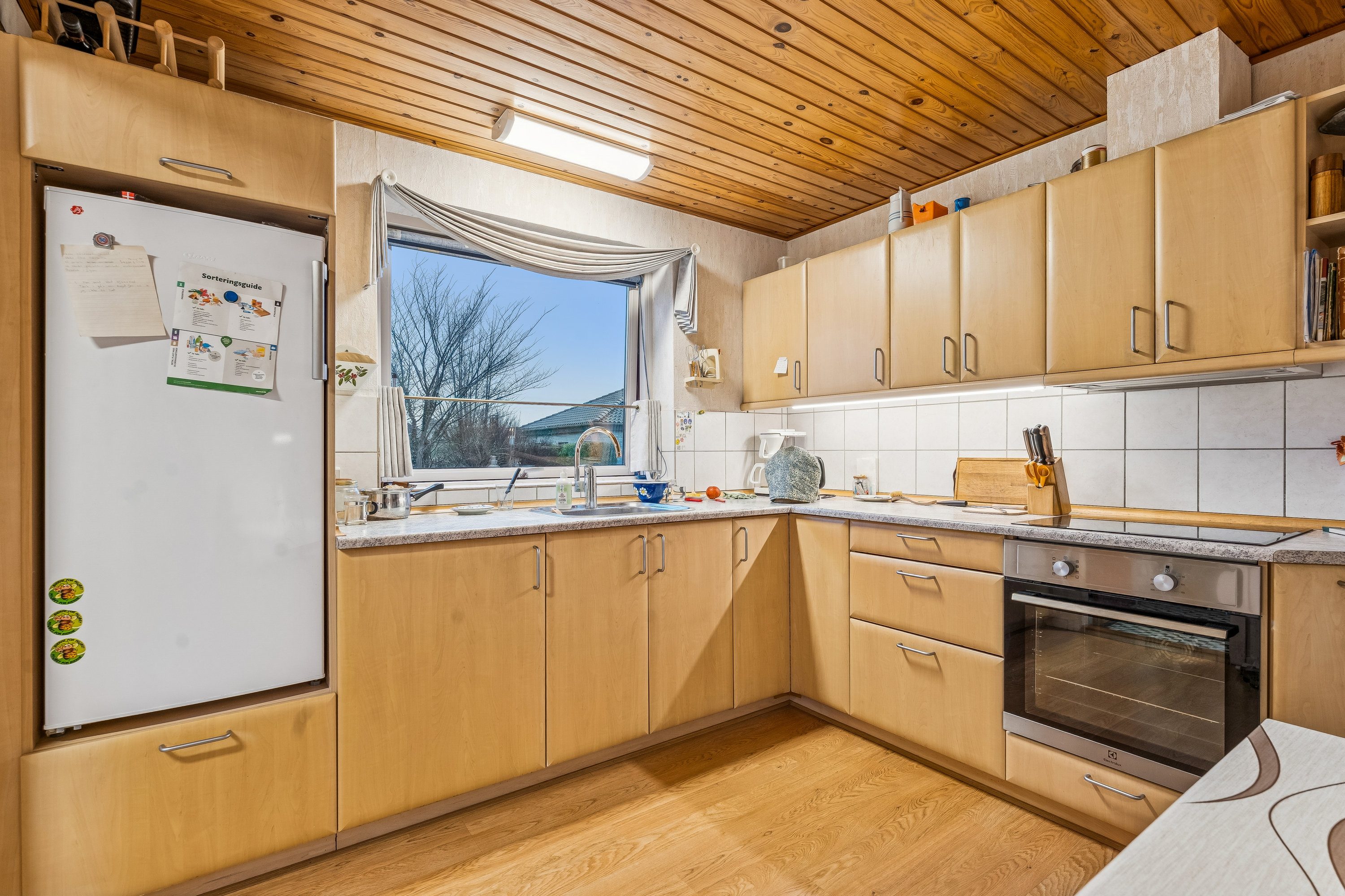 Fremhævet køkken billede i fuldskærmstilstand. Billede af Præstegårdsvej 14, 8722 Hedensted