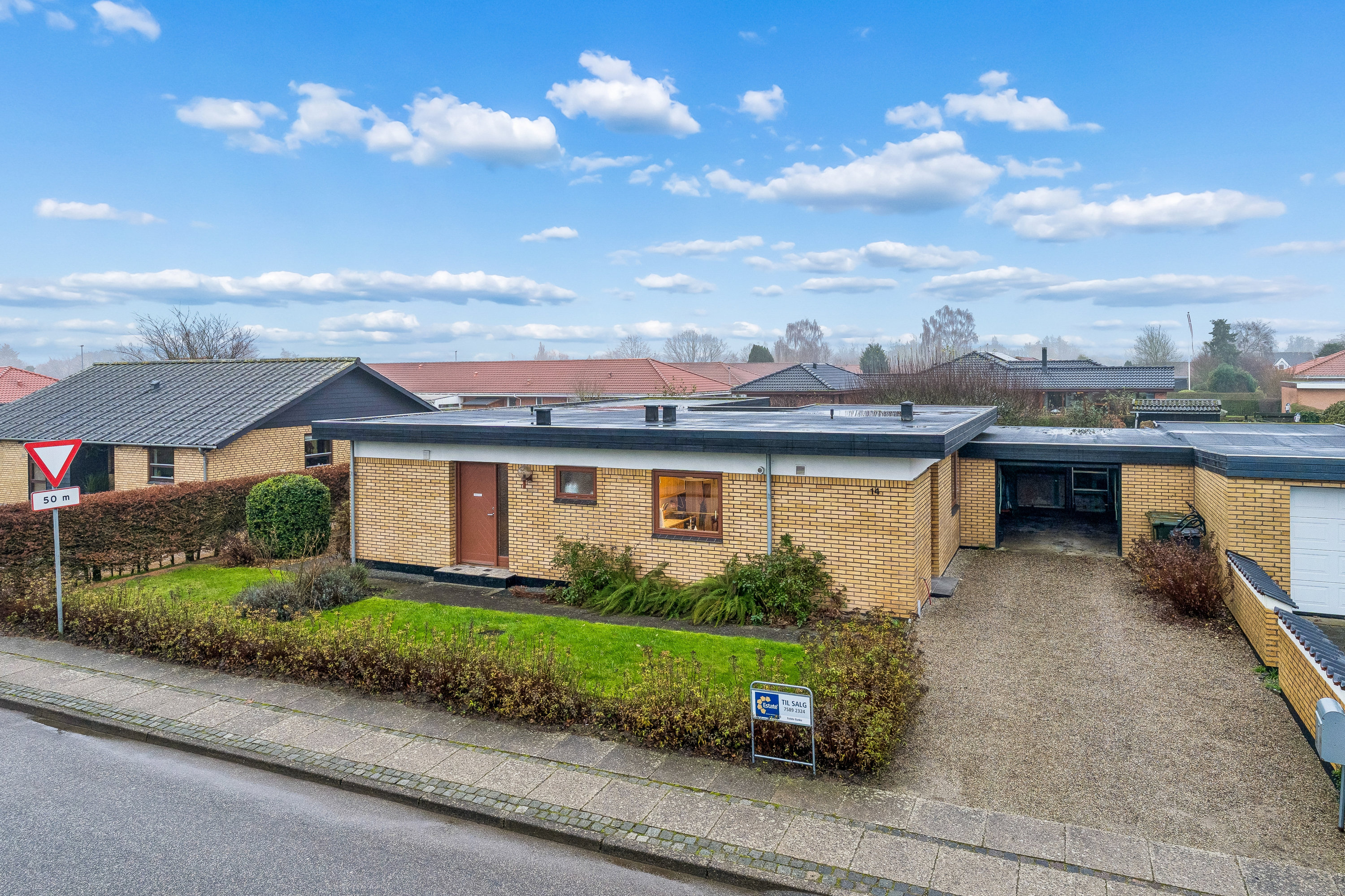 Villa: Ejendommen på Præstegårdsvej 14, 8722 Hedensted