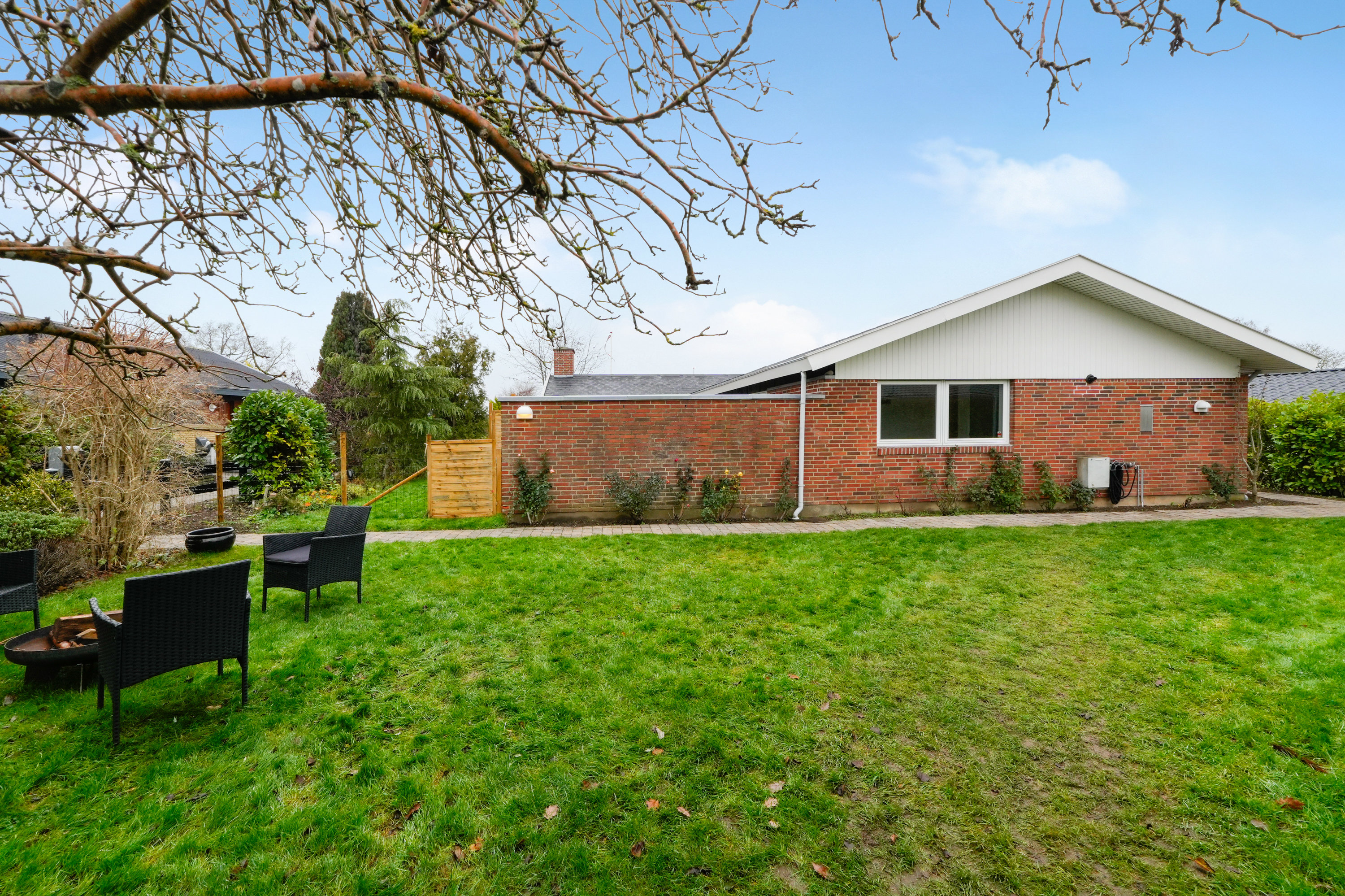 Fremhævet andet billede i fuldskærmstilstand. Billede af Vinterbuen 17, 2750 Ballerup