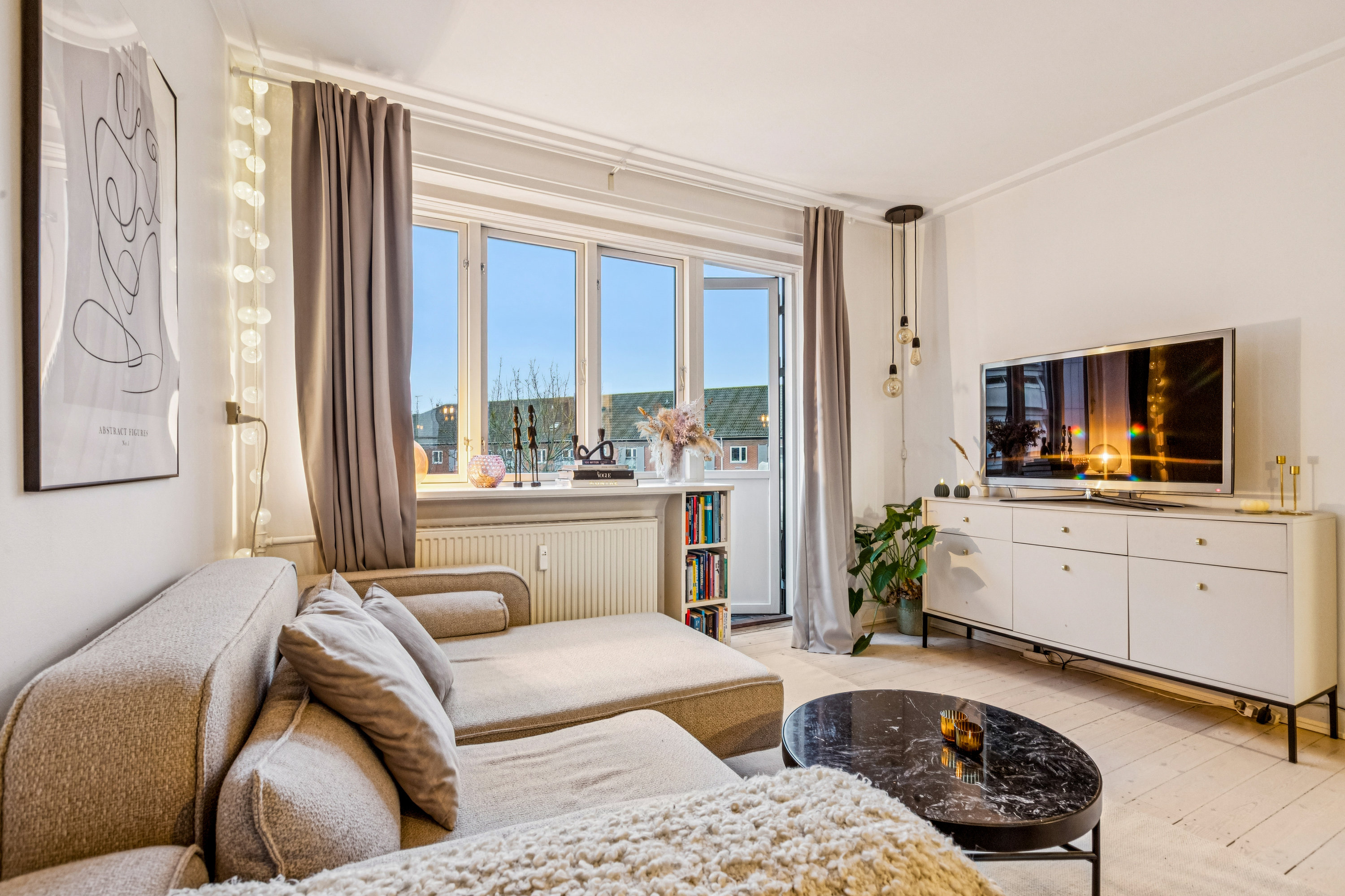 Fremhævet stue billede i fuldskærmstilstand. Billede af Frankrigsgade 31, 3. th., 2300 København S