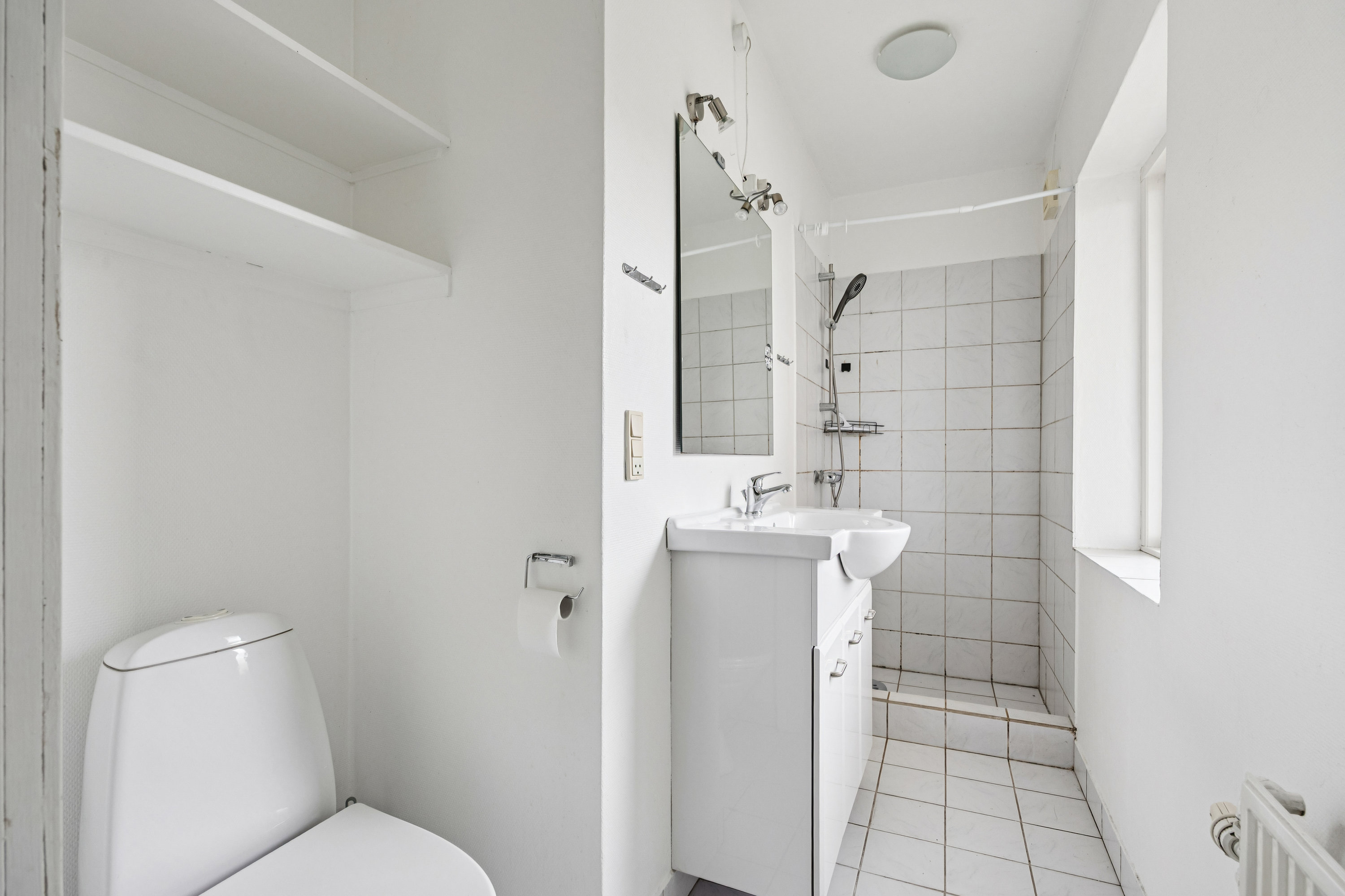 Fremhævet badeværelse billede i fuldskærmstilstand. Billede af Kulbyvej 33, Kulby, 4270 Høng