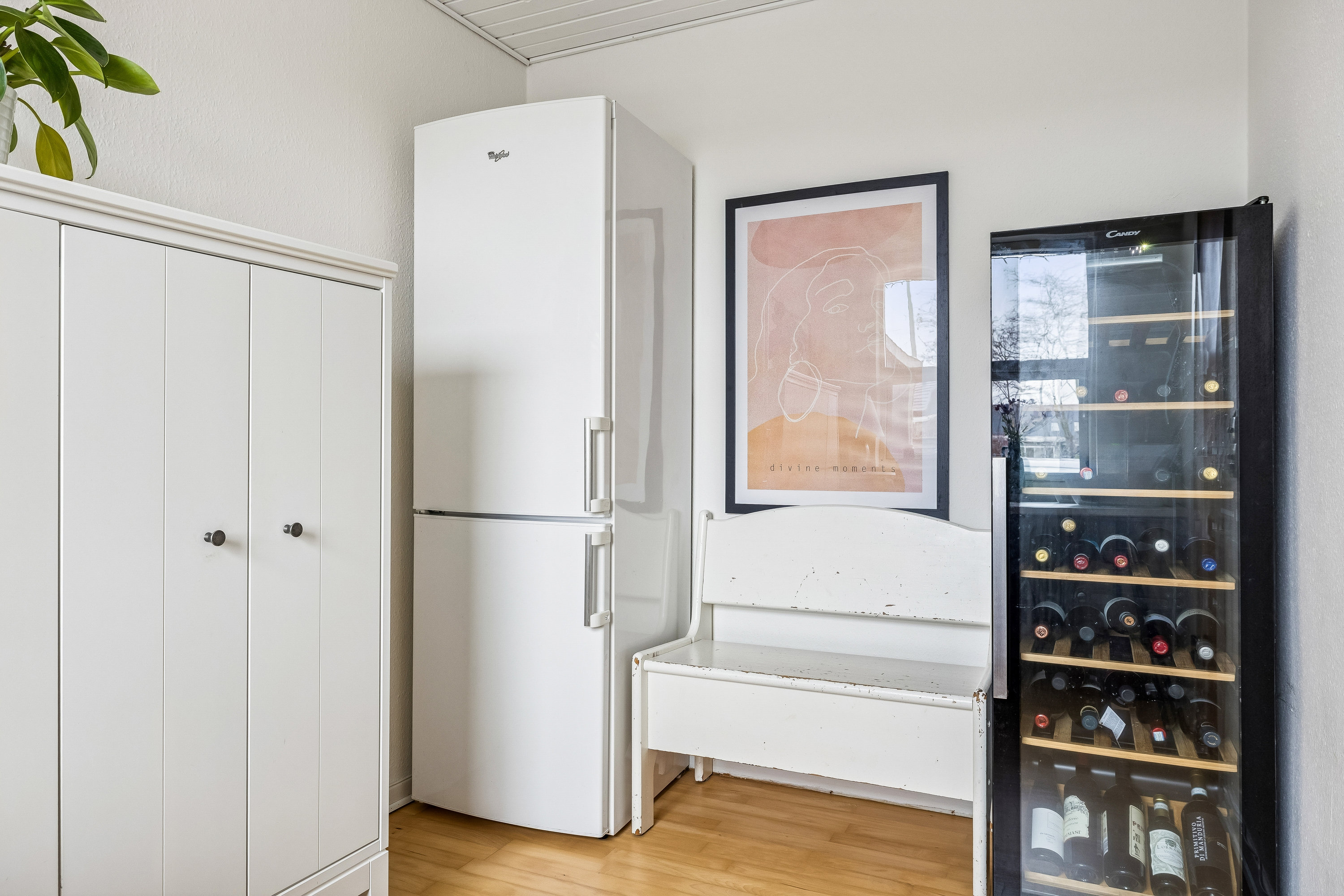 Fremhævet gang billede i fuldskærmstilstand. Billede af Hjejlebakken 96, Snestrup, 5210 Odense NV