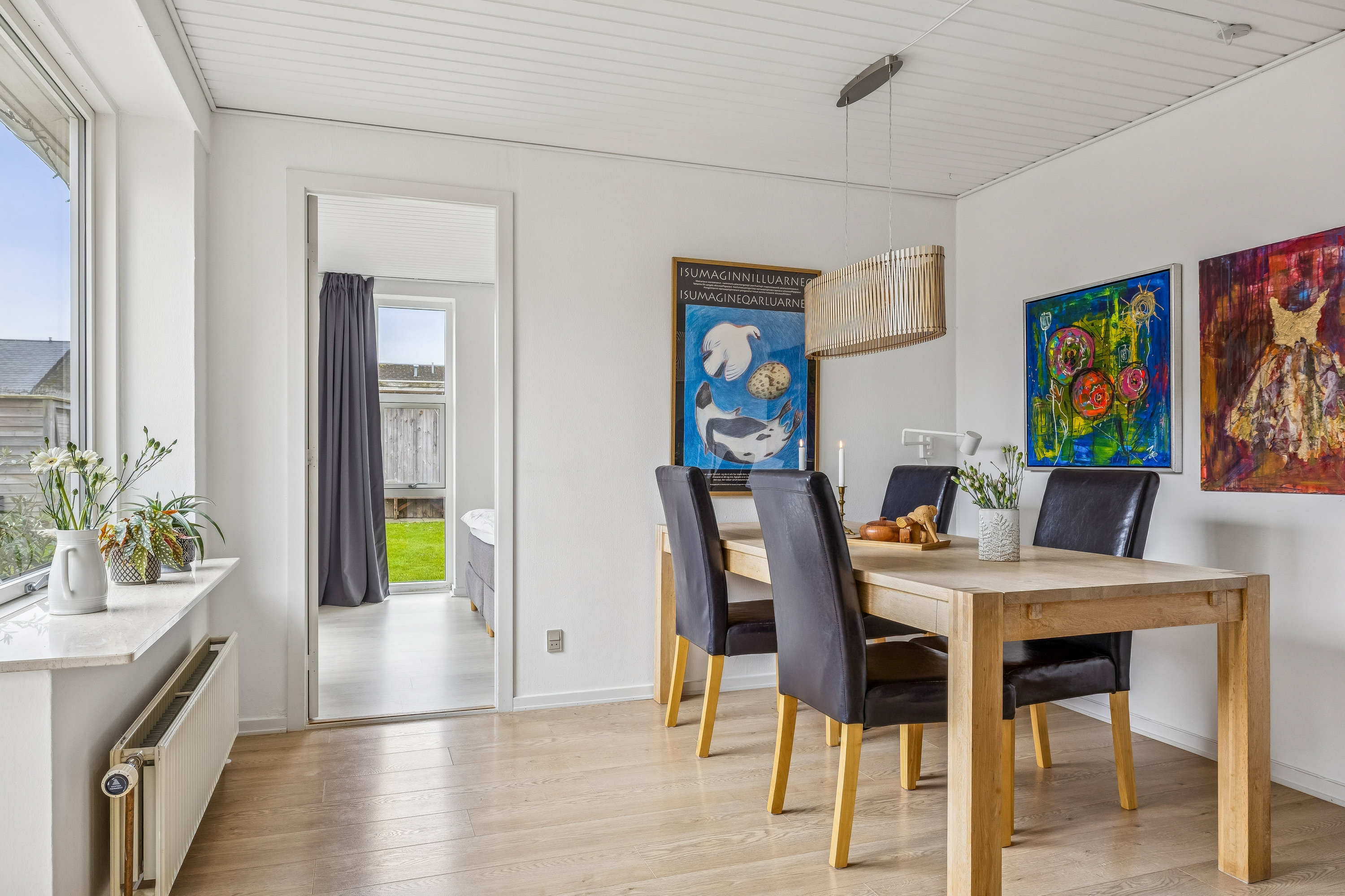 Fremhævet stue billede i fuldskærmstilstand. Billede af Hjejlebakken 96, Snestrup, 5210 Odense NV