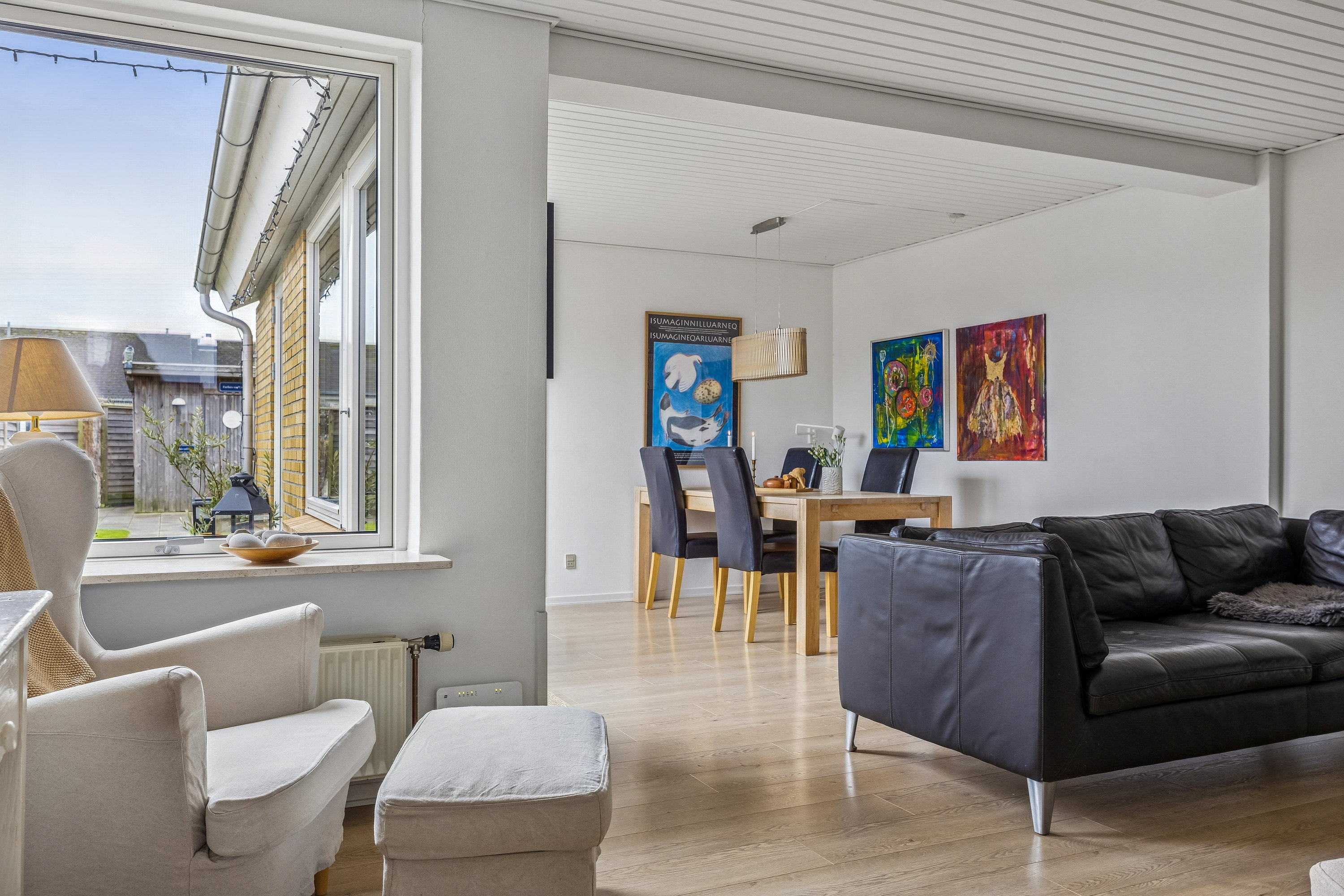 Fremhævet stue billede i fuldskærmstilstand. Billede af Hjejlebakken 96, Snestrup, 5210 Odense NV