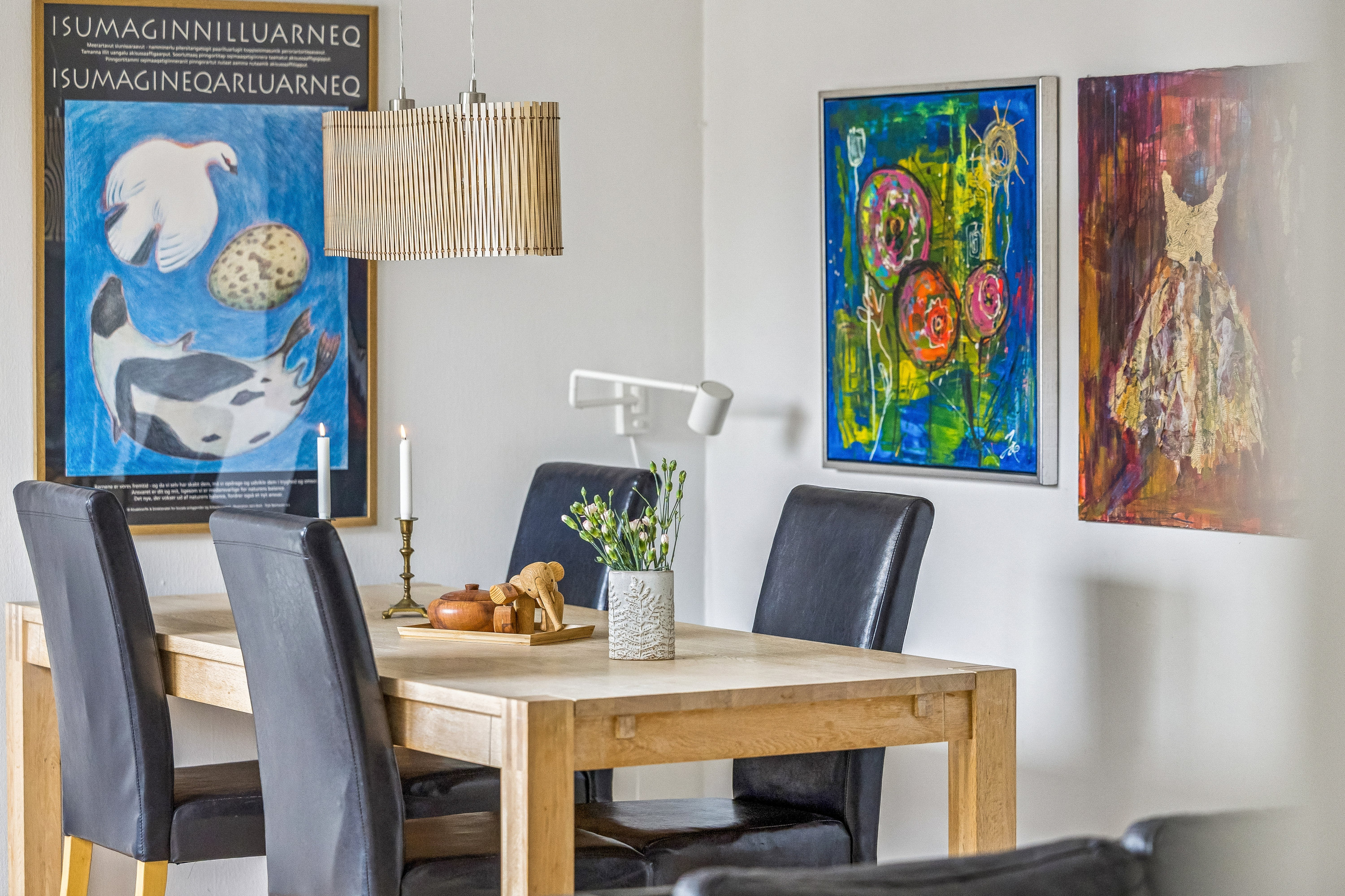 Fremhævet stue billede i fuldskærmstilstand. Billede af Hjejlebakken 96, Snestrup, 5210 Odense NV