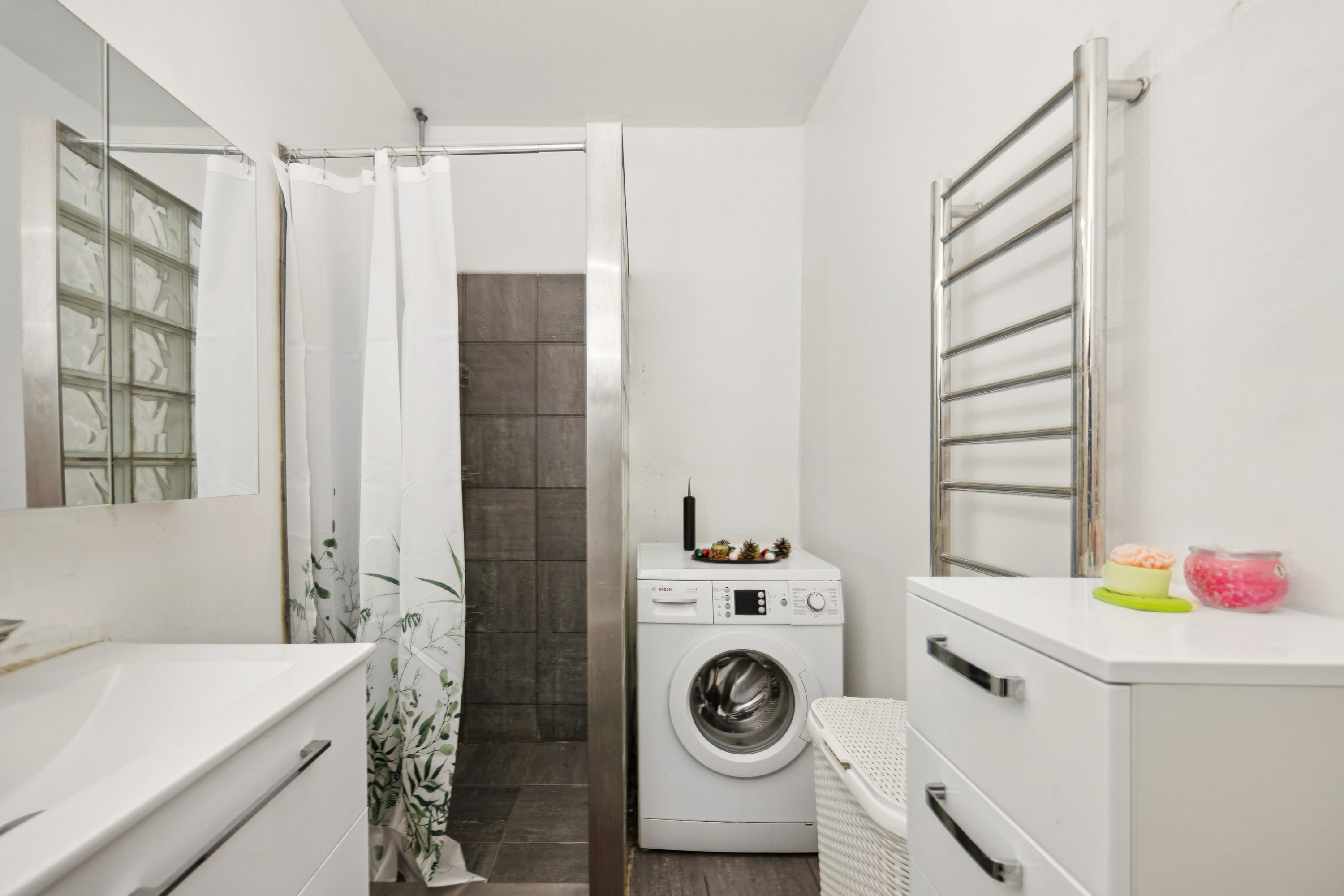 Fremhævet badeværelse billede i fuldskærmstilstand. Billede af Jægersborg Alle 245, st.. th., 2820 Gentofte