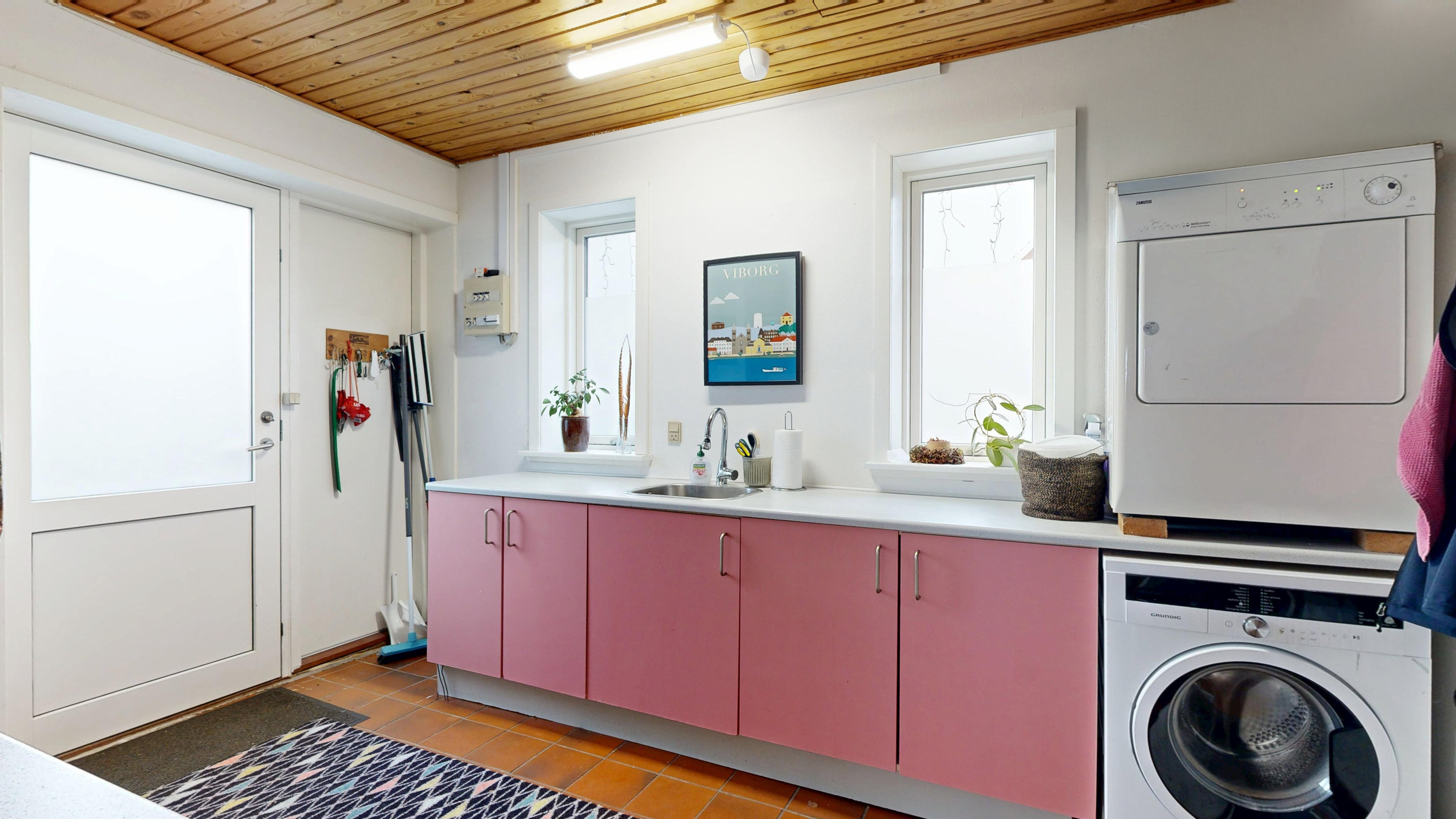 Fremhævet køkken billede i fuldskærmstilstand. Billede af Finderupvej 27, 8800 Viborg