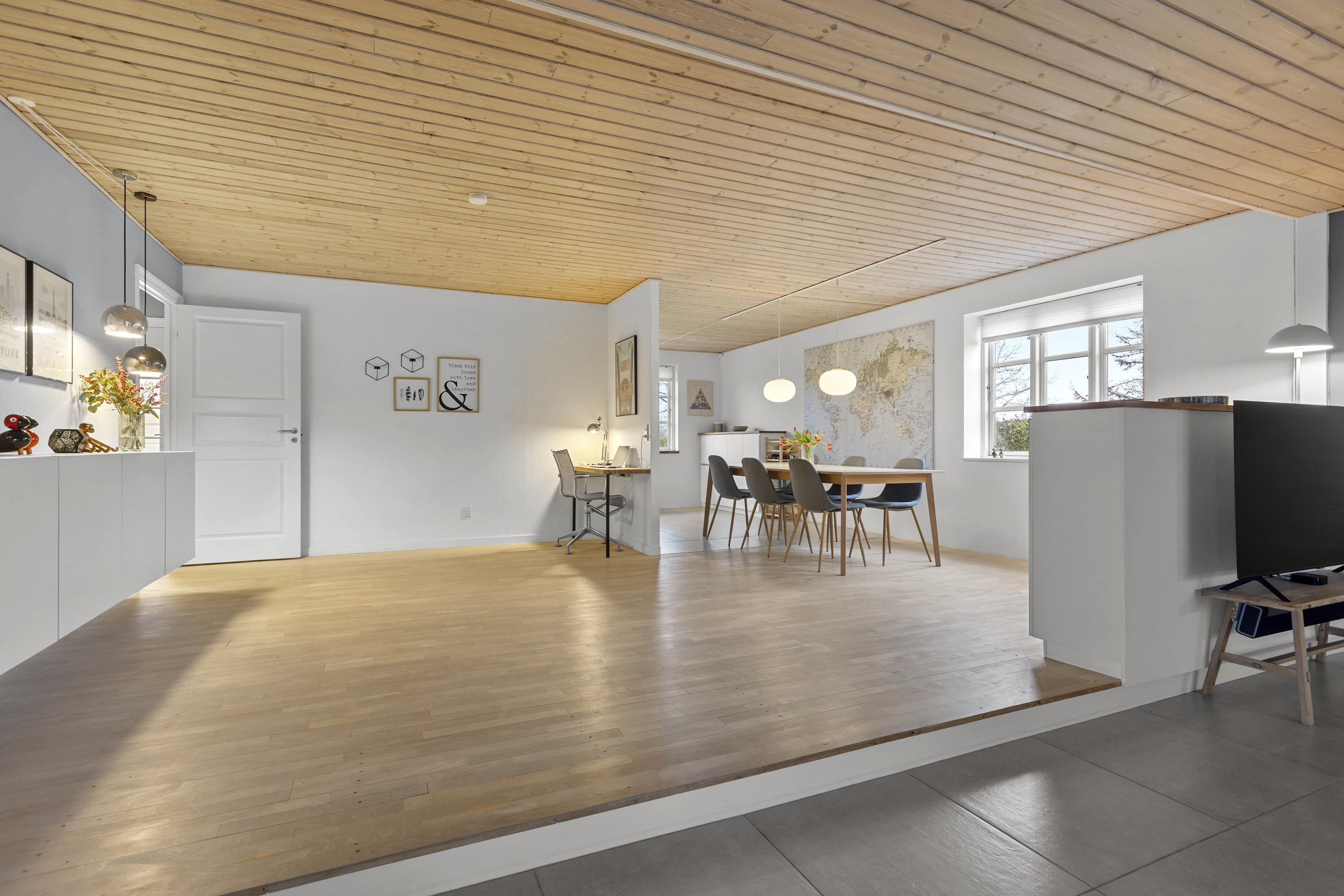 Fremhævet stue billede i fuldskærmstilstand. Billede af Tjørnevænget 63, Sydbyen, 4220 Korsør