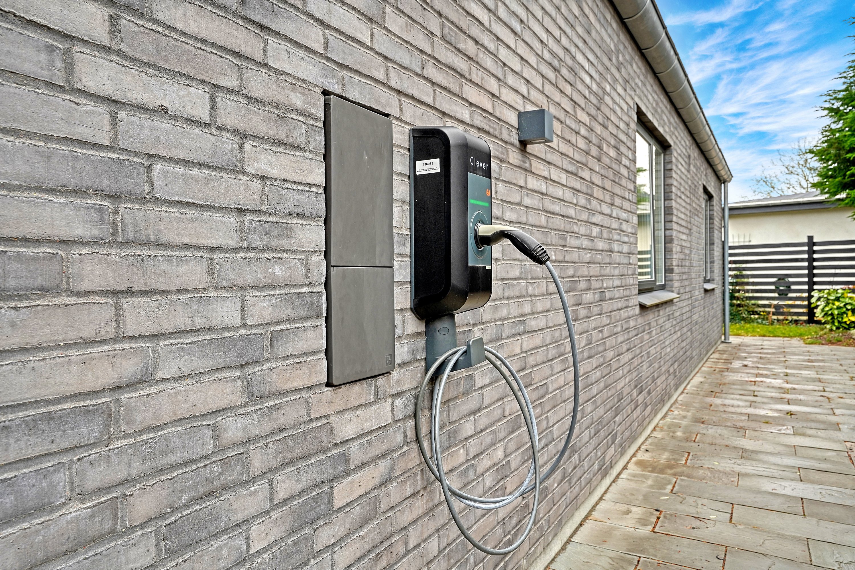 Fremhævet ejendommen billede i fuldskærmstilstand. Billede af Ellevej 6, 3400 Hillerød