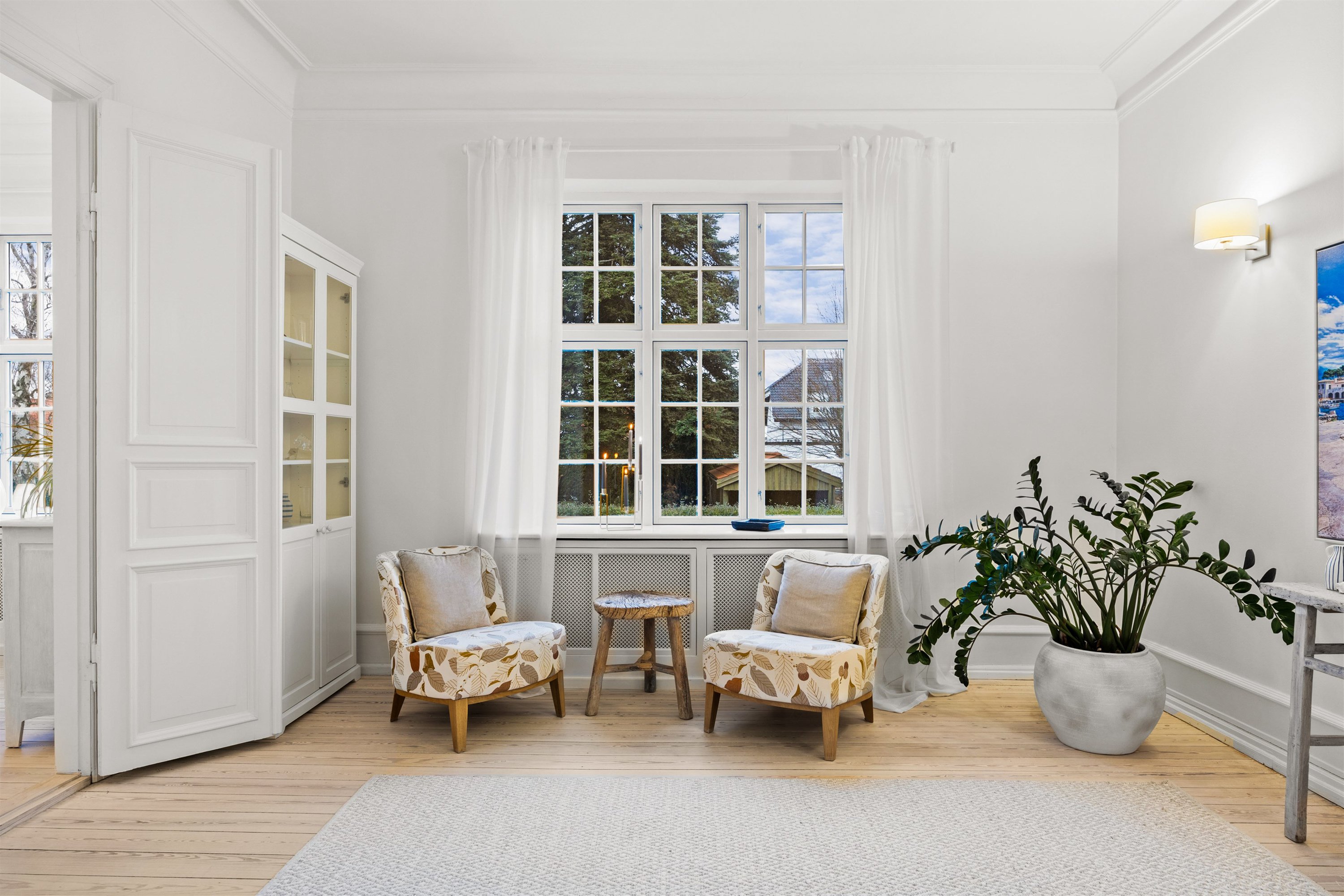 Fremhævet stue billede i fuldskærmstilstand. Billede af Højvænget 5, 3000 Helsingør