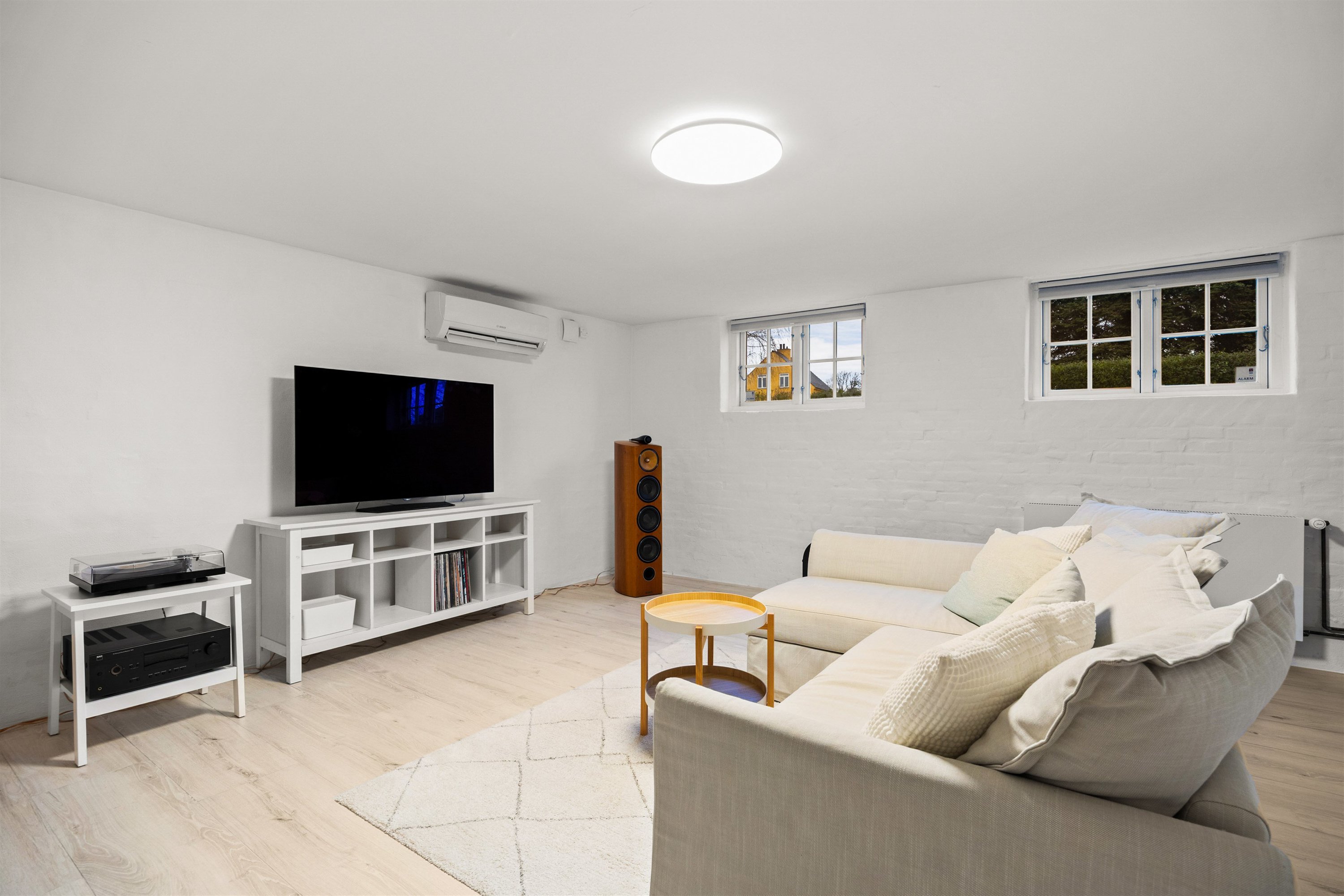 Fremhævet disponibel billede i fuldskærmstilstand. Billede af Højvænget 5, 3000 Helsingør