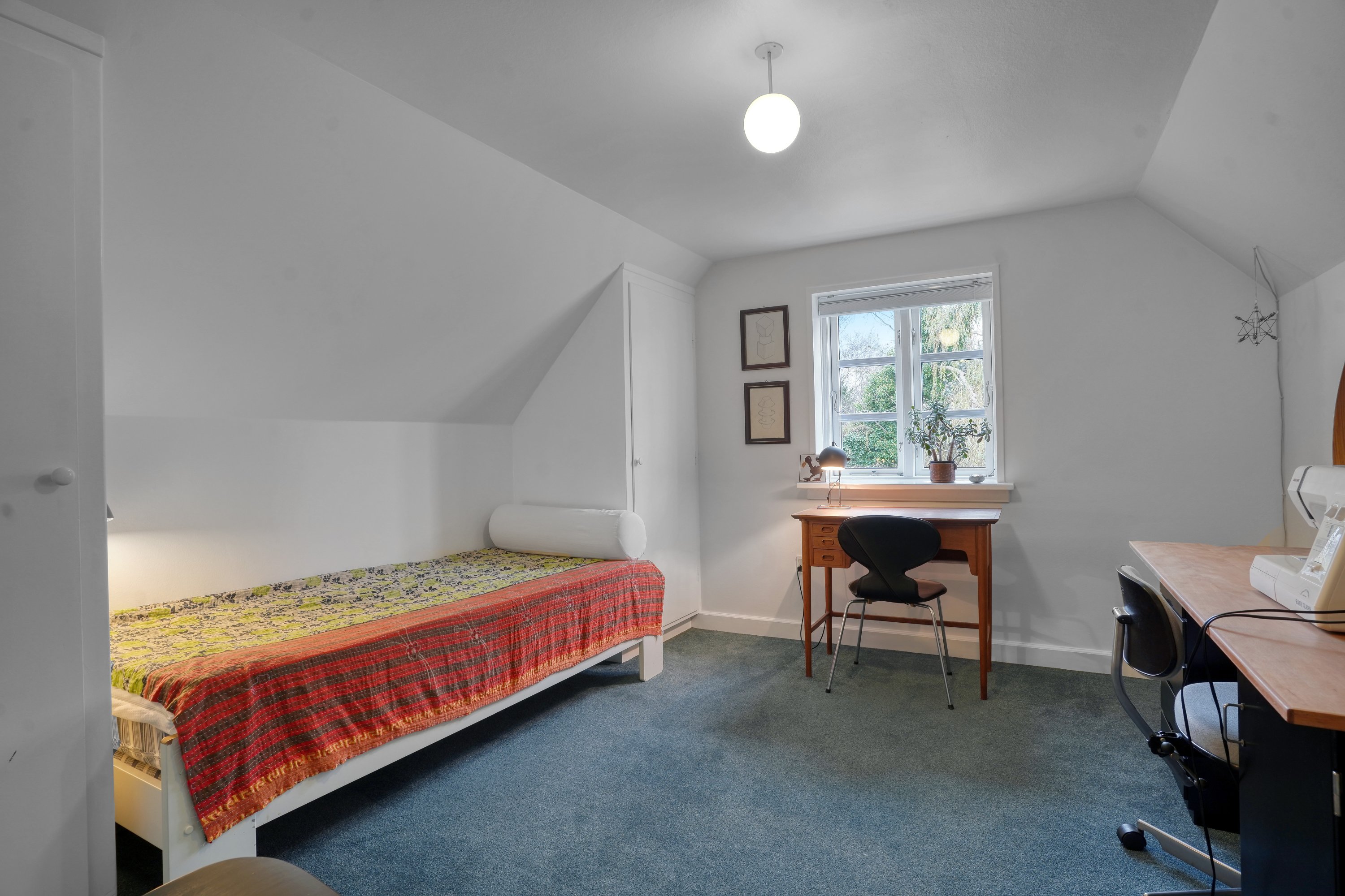 Fremhævet værelse billede i fuldskærmstilstand. Billede af Løvdalsvej 4, 3000 Helsingør