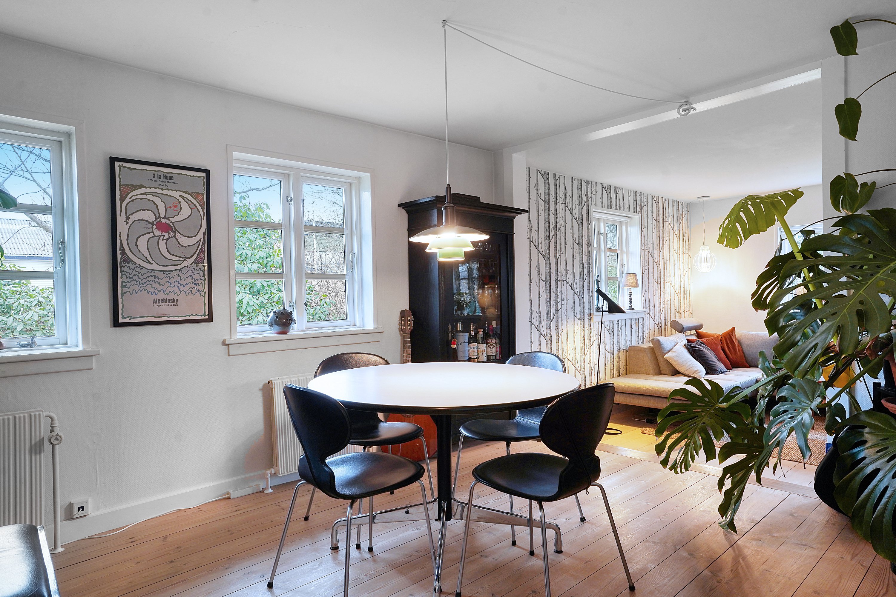 Fremhævet spisestue billede i fuldskærmstilstand. Billede af Løvdalsvej 4, 3000 Helsingør