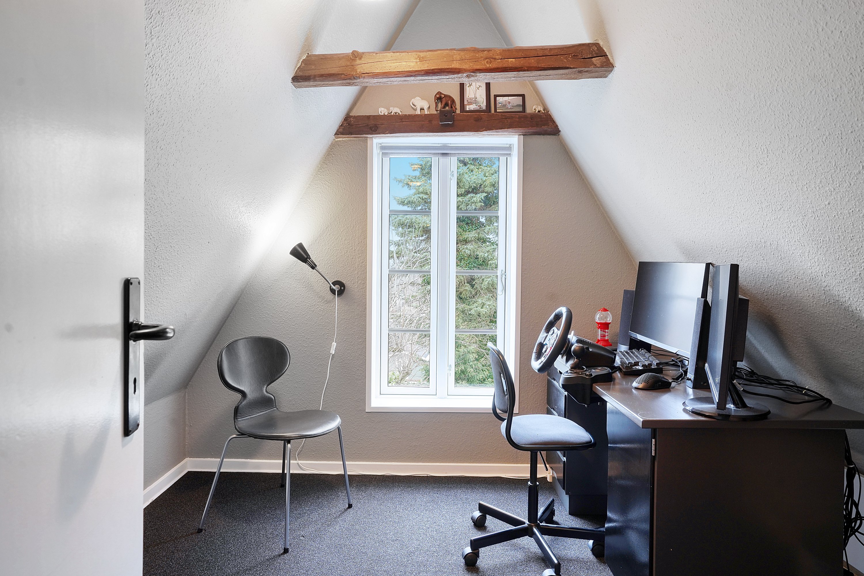 Fremhævet værelse billede i fuldskærmstilstand. Billede af Løvdalsvej 4, 3000 Helsingør