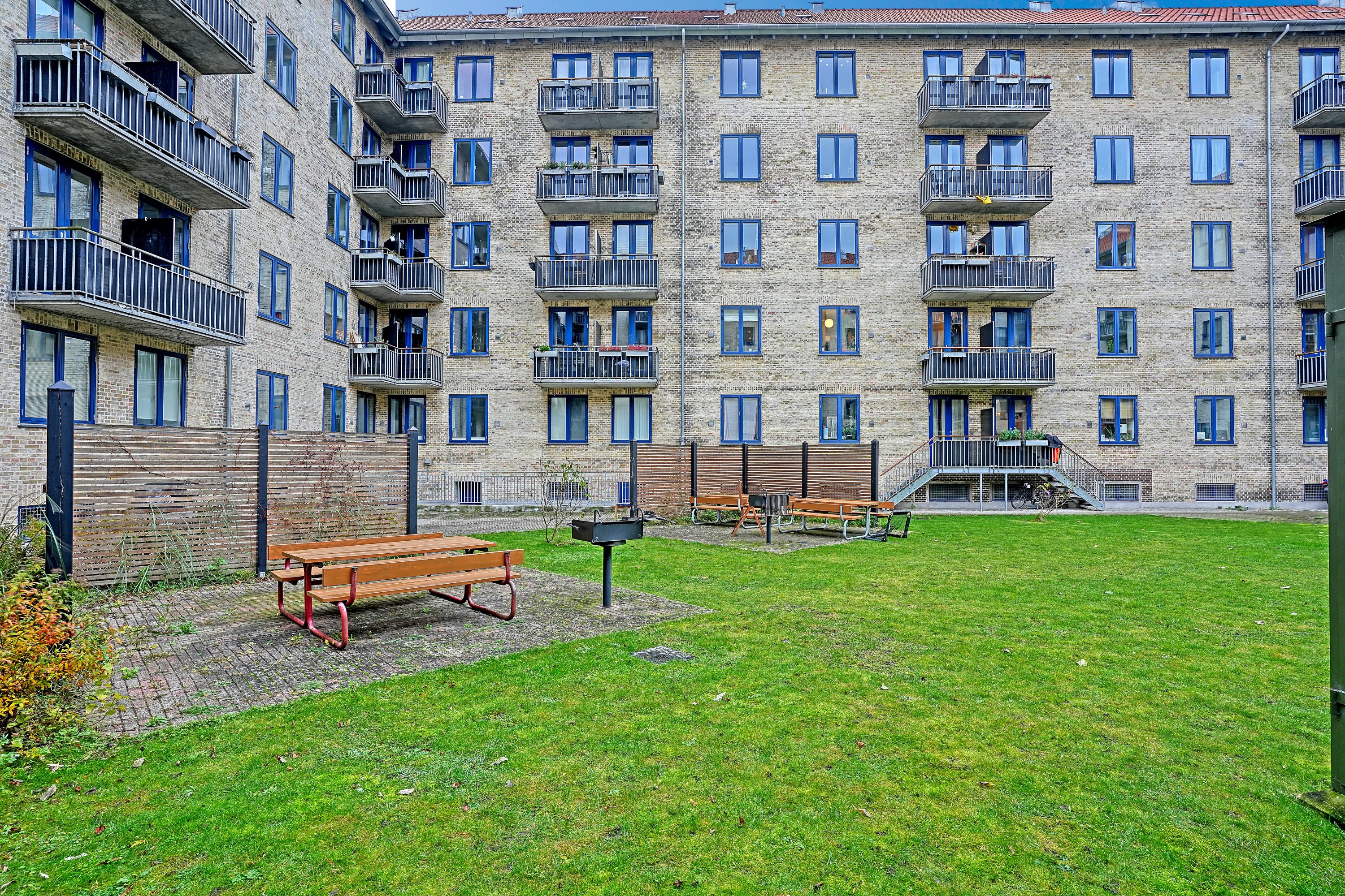 Fremhævet gårdmiljø billede i fuldskærmstilstand. Billede af Blankavej 14, 4. th., 2500 Valby